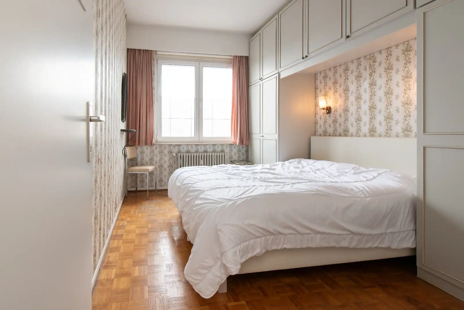 Ruim en lichtrijk 3-slaapkamerappartement op de zeedijk van Middelkerke, met een ongeëvenaard uitzicht op zee! foto 3