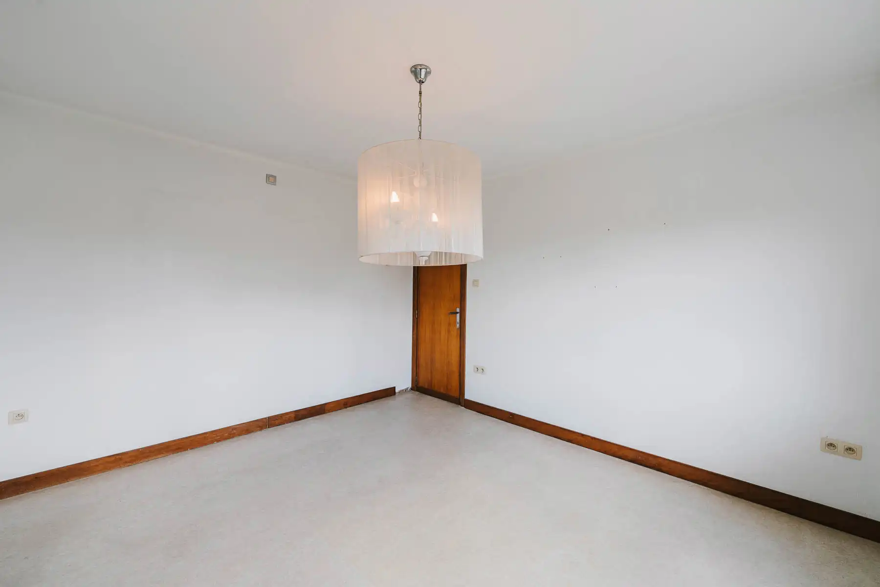 Uitstekend onderhouden woning met mooie tuin foto 13