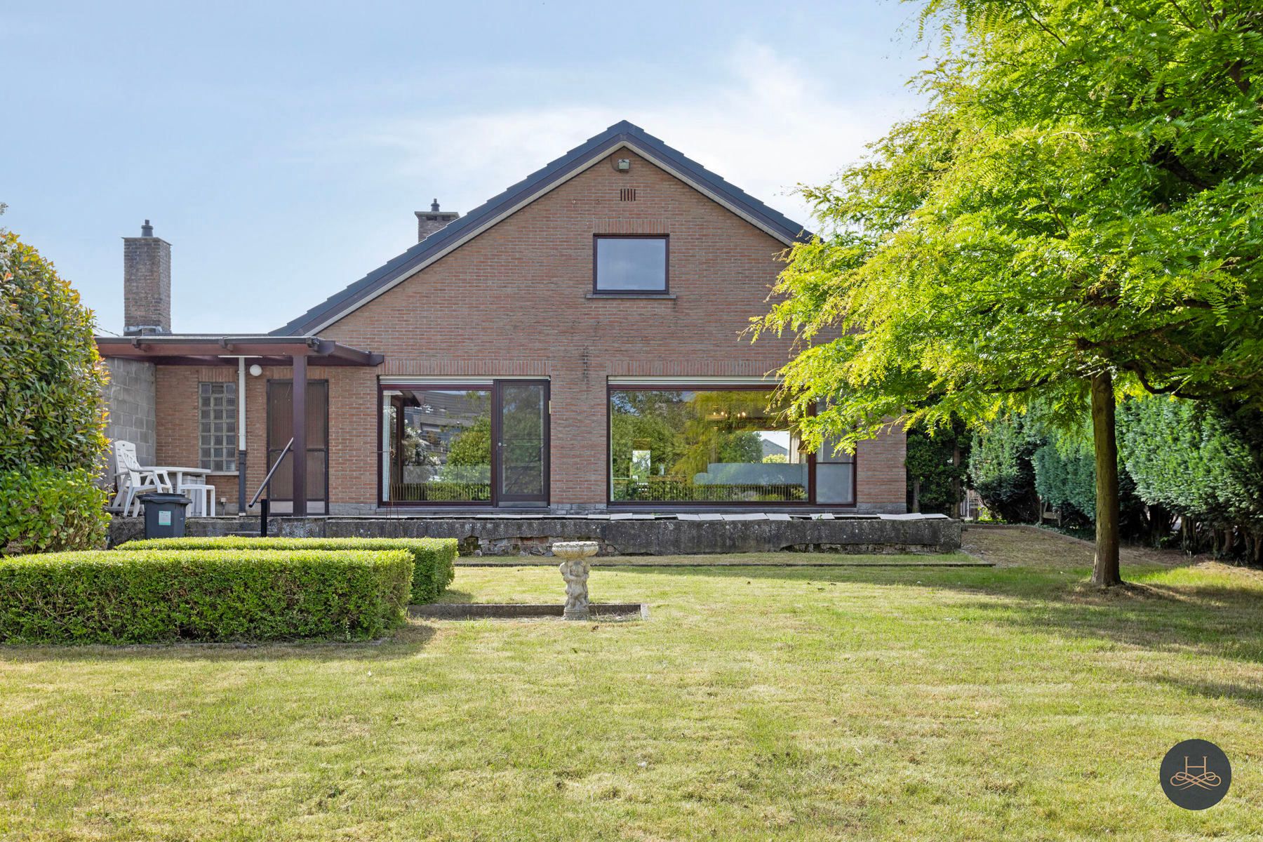 Lichtrijke woning met ruime tuin in het centrum foto 24