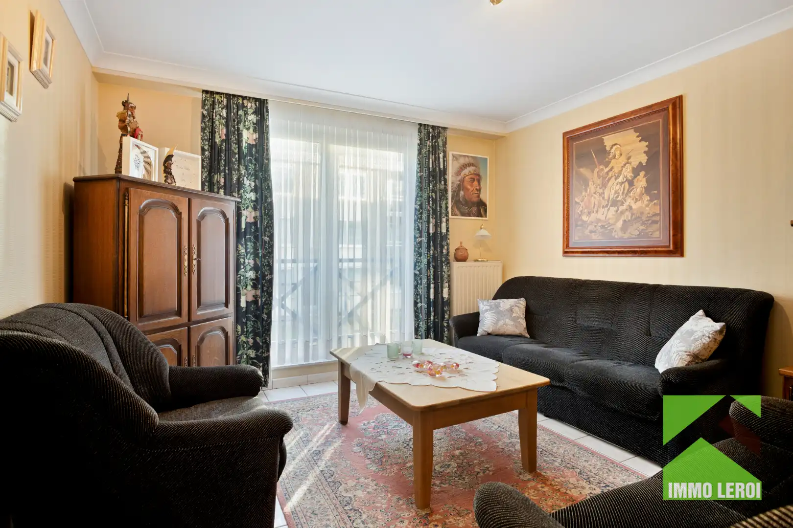 Gezellig ingericht appartement met garage en tuin foto 4
