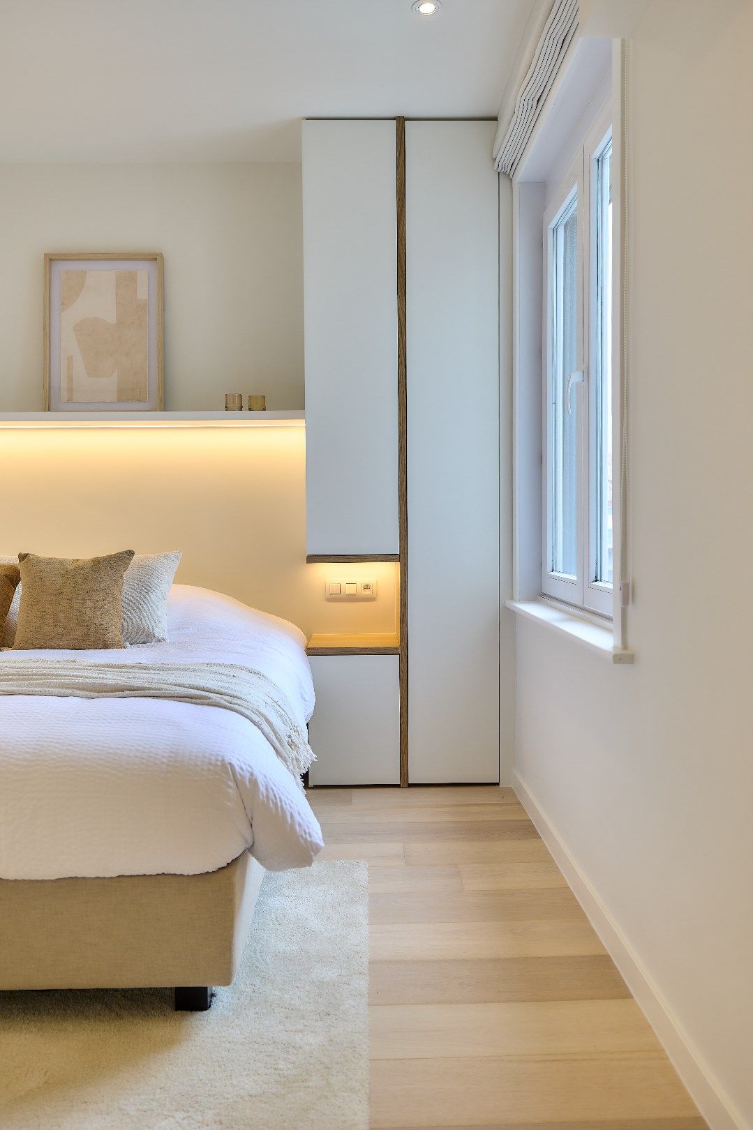 Ruim volledig gerenoveerd appartement met vier slaapkamers en zijdelings zeezicht. foto 11