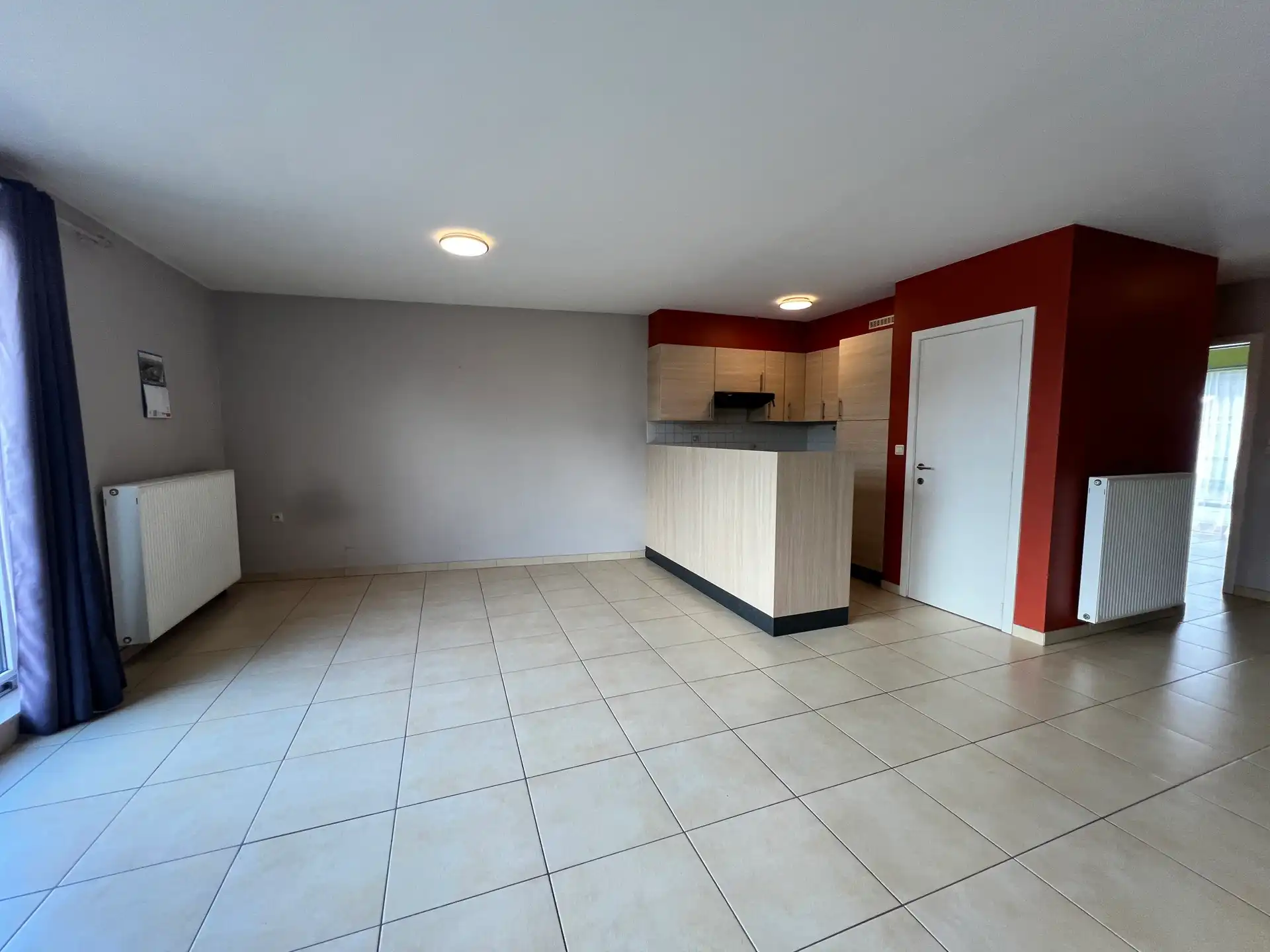HERZELE – Ruim 2-slaapkamerappartement met terras foto 2