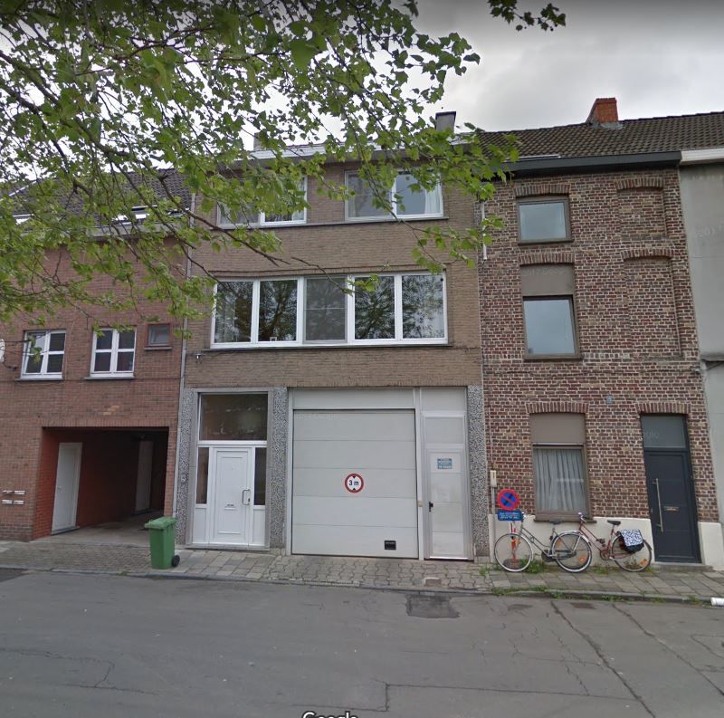 Staanplaats in afgesloten garagecomplex foto 3