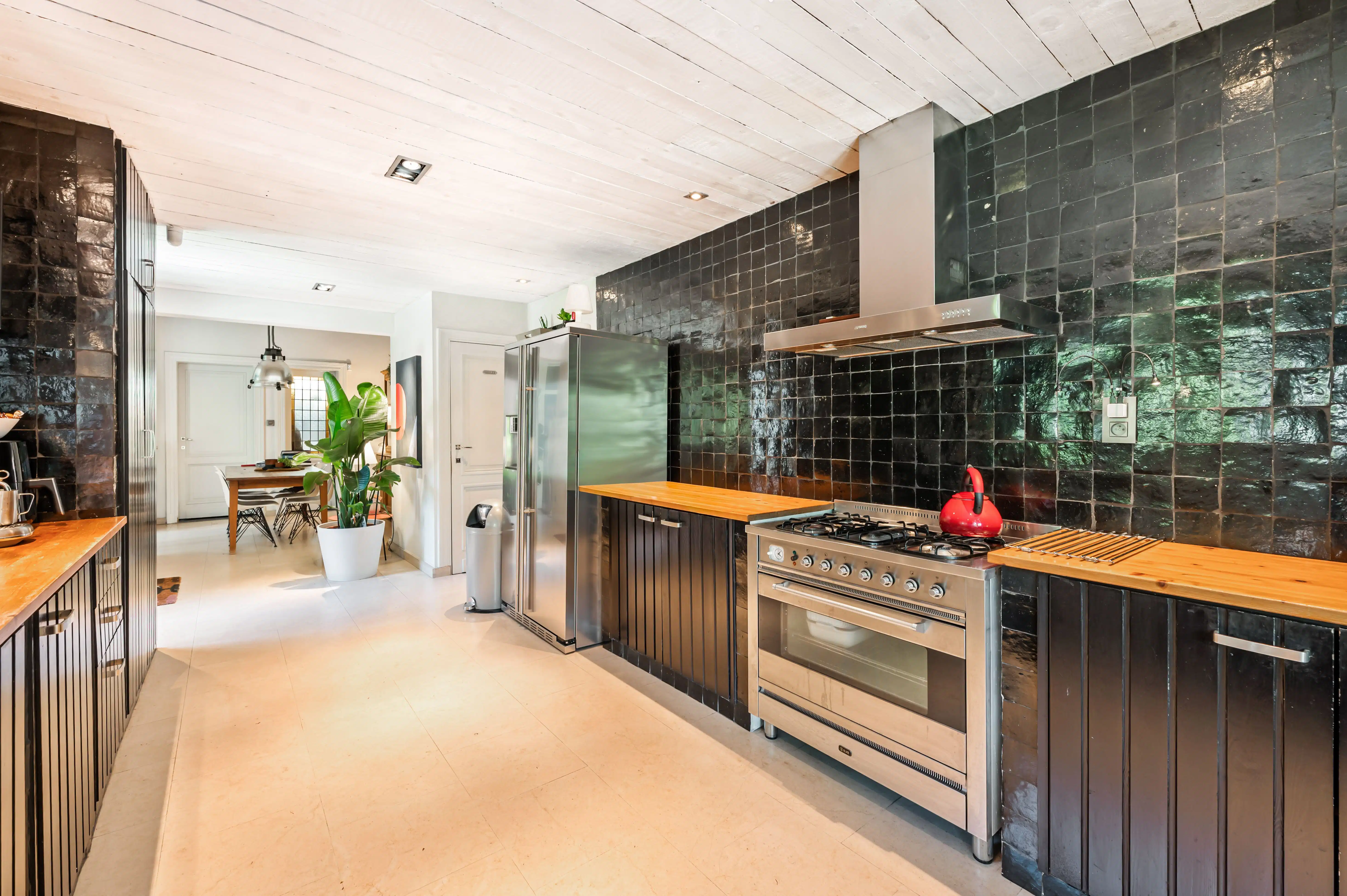 Karaktervolle herenwoning met verwarmd zwembad in hartje Kapellen. foto 14