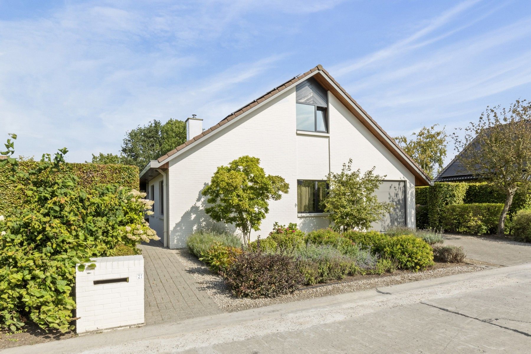 Instapklare woning met vijverzicht in het groene Bellem! foto 19