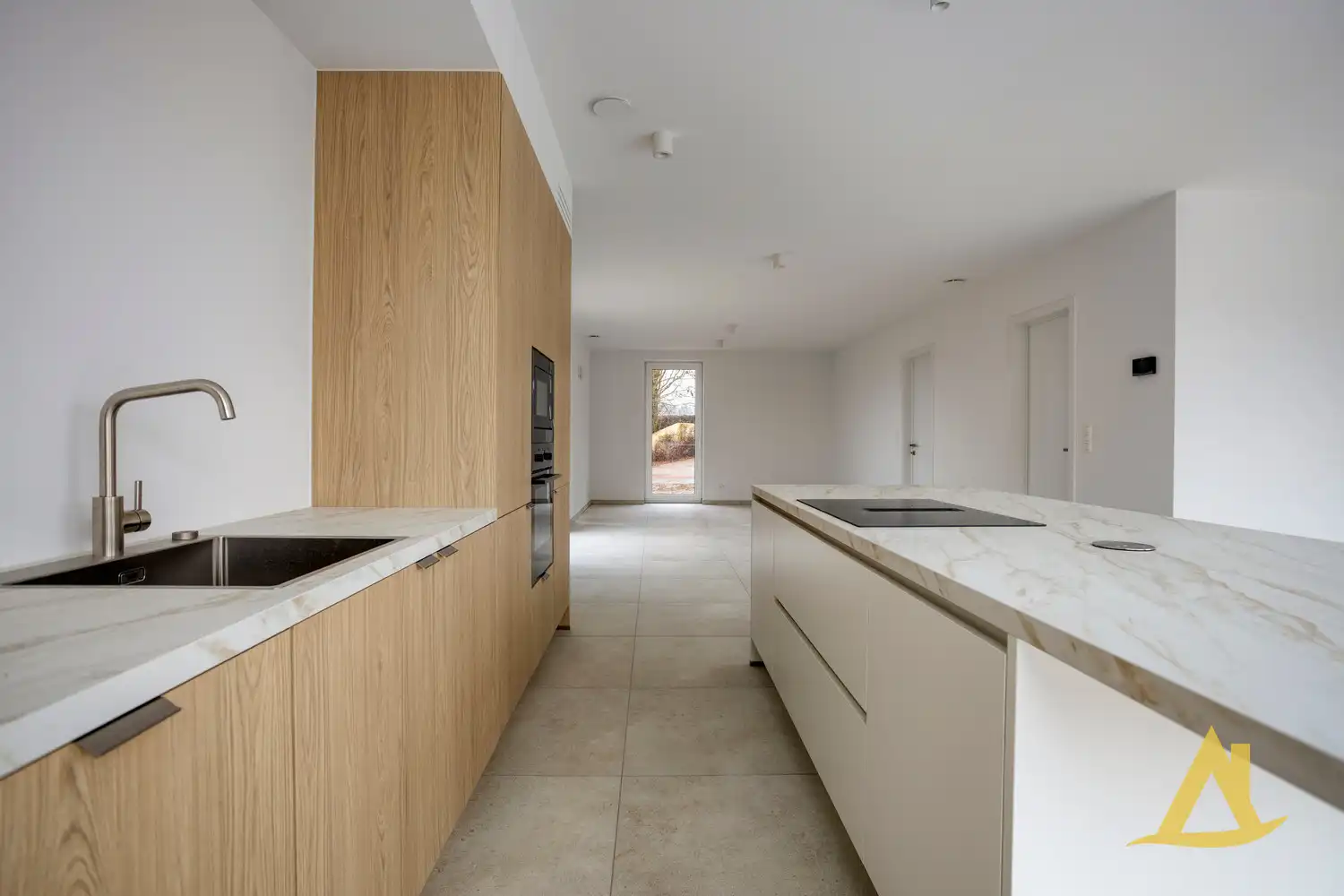 STIJLVOL EN ENERGIEZUINIG WONEN OP EEN TOPLOCATIE! foto 15