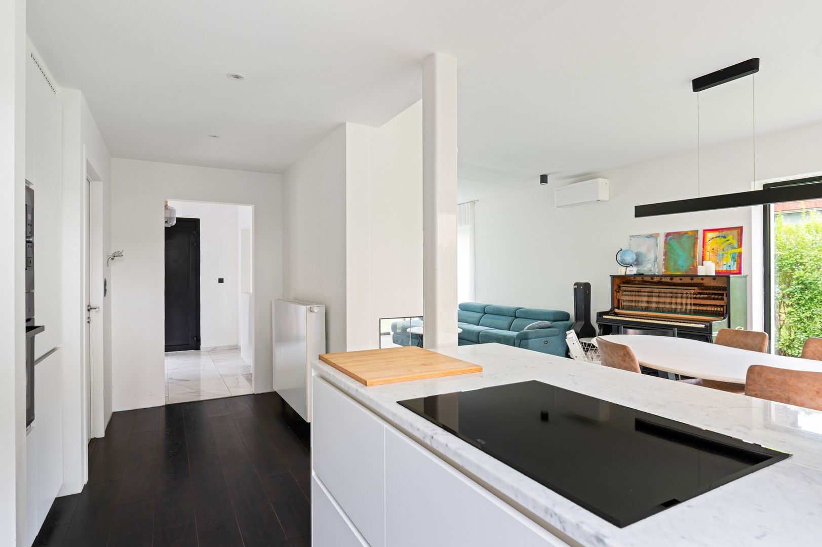 Moderne instapklare woning, perceel van 1102m² op topligging foto 9