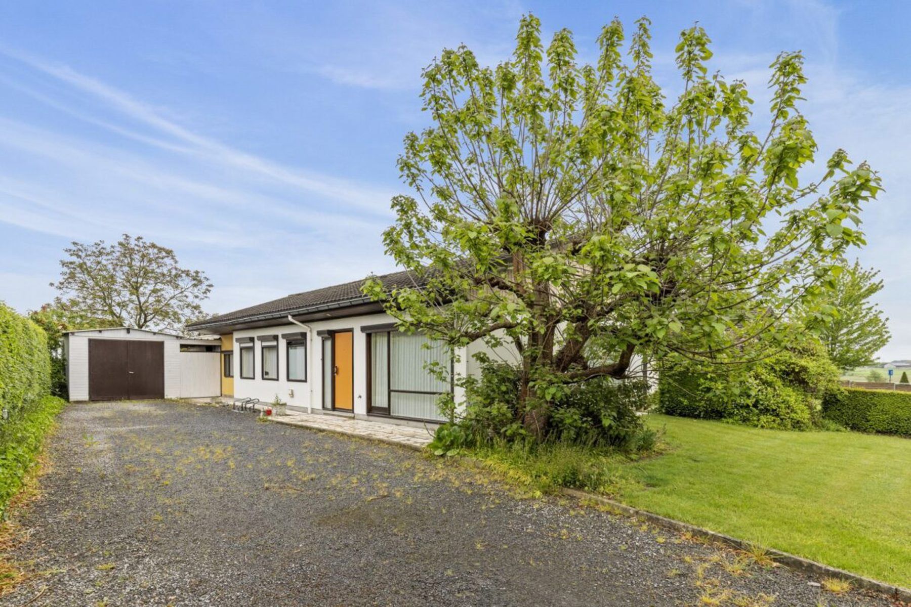 Unieke alleenstaande woning in groene omgeving.  foto 1