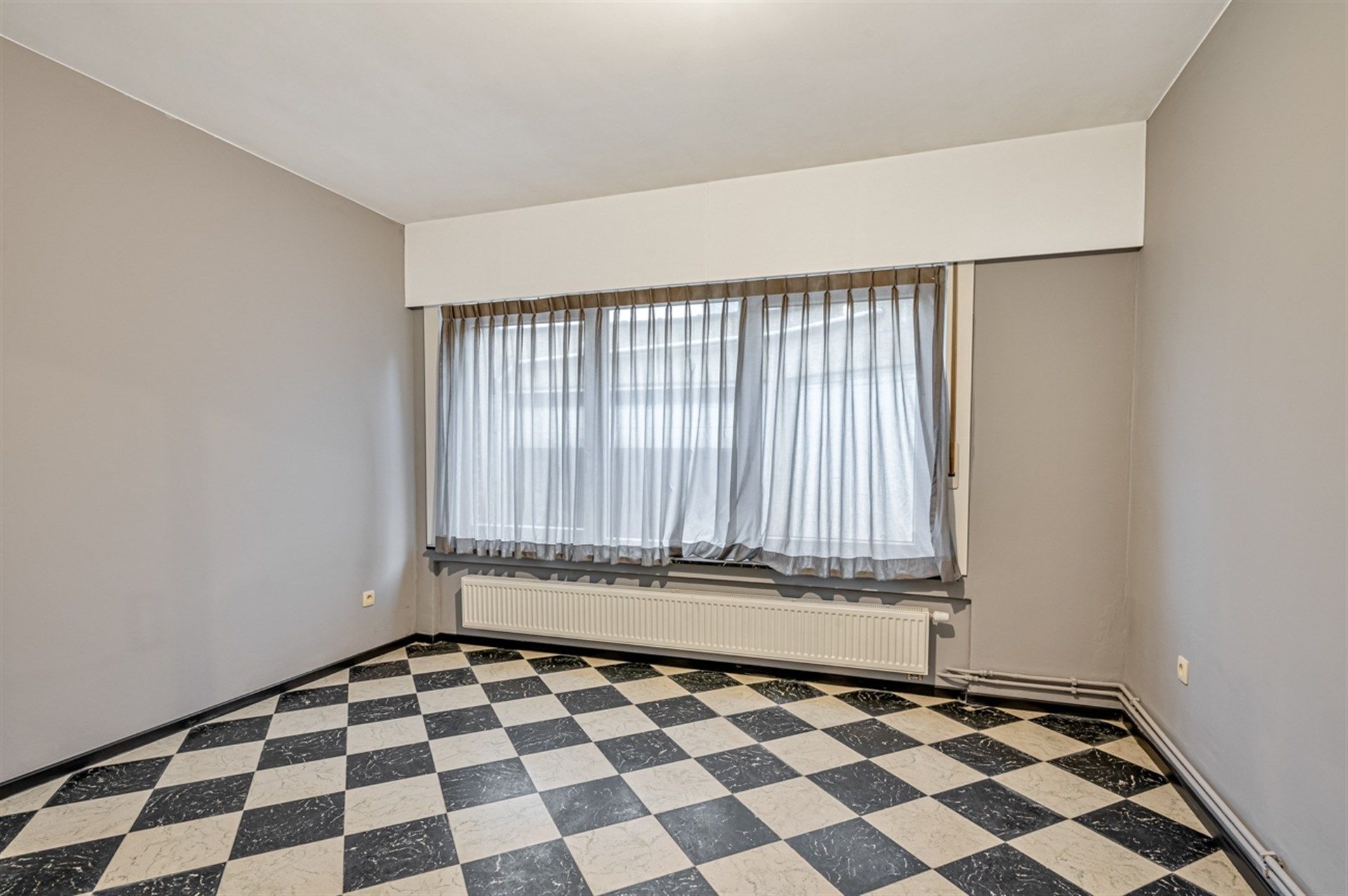 één-slaapkamer-appartement in het centrum van Aalst! foto 6