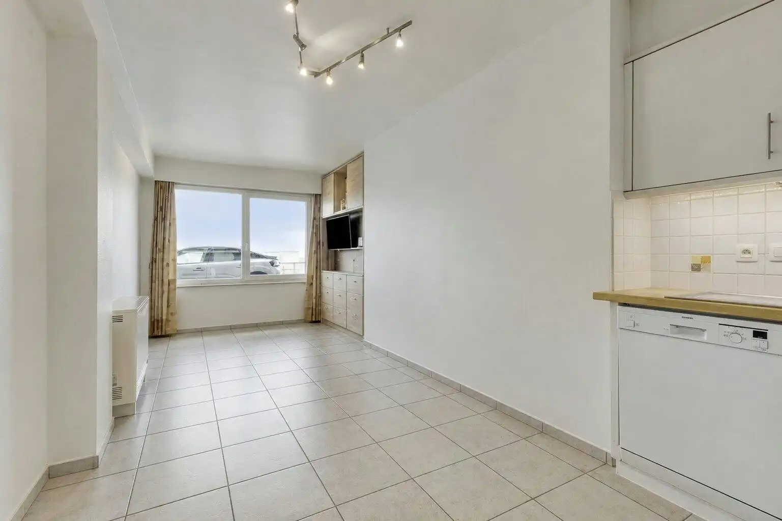 Appartement met zeezicht te koop op de Zeedijk van Heist foto 2
