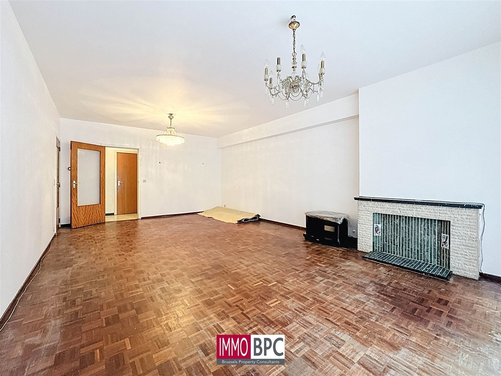 APPARTEMENT MET 3 SLAAPKAMERS, TERRAS EN  MOGELIJKHEID TOT AANKOOP GARAGE  foto 3