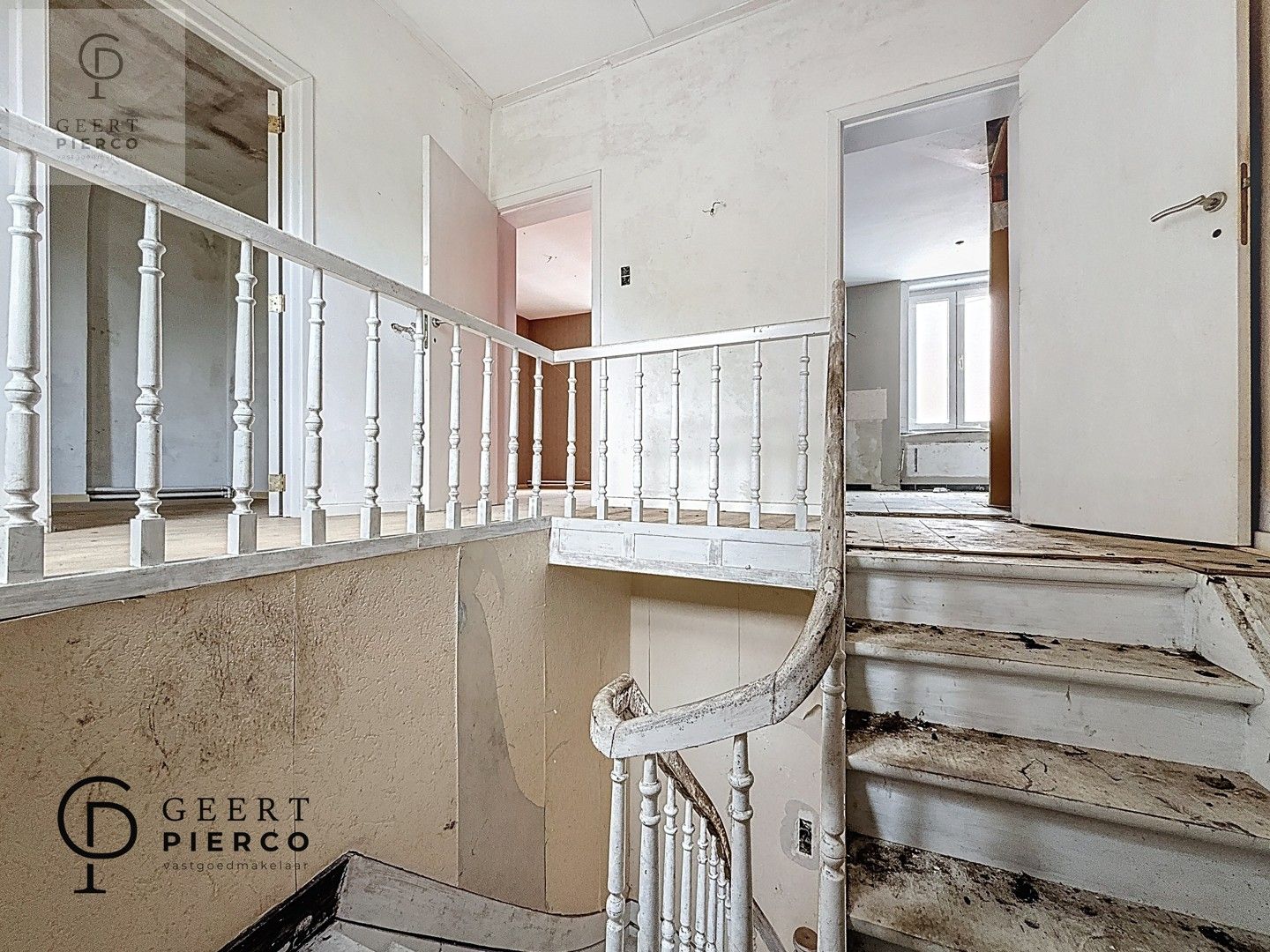 Uniek renovatie- of nieuwbouwproject in hartje Landen foto 13