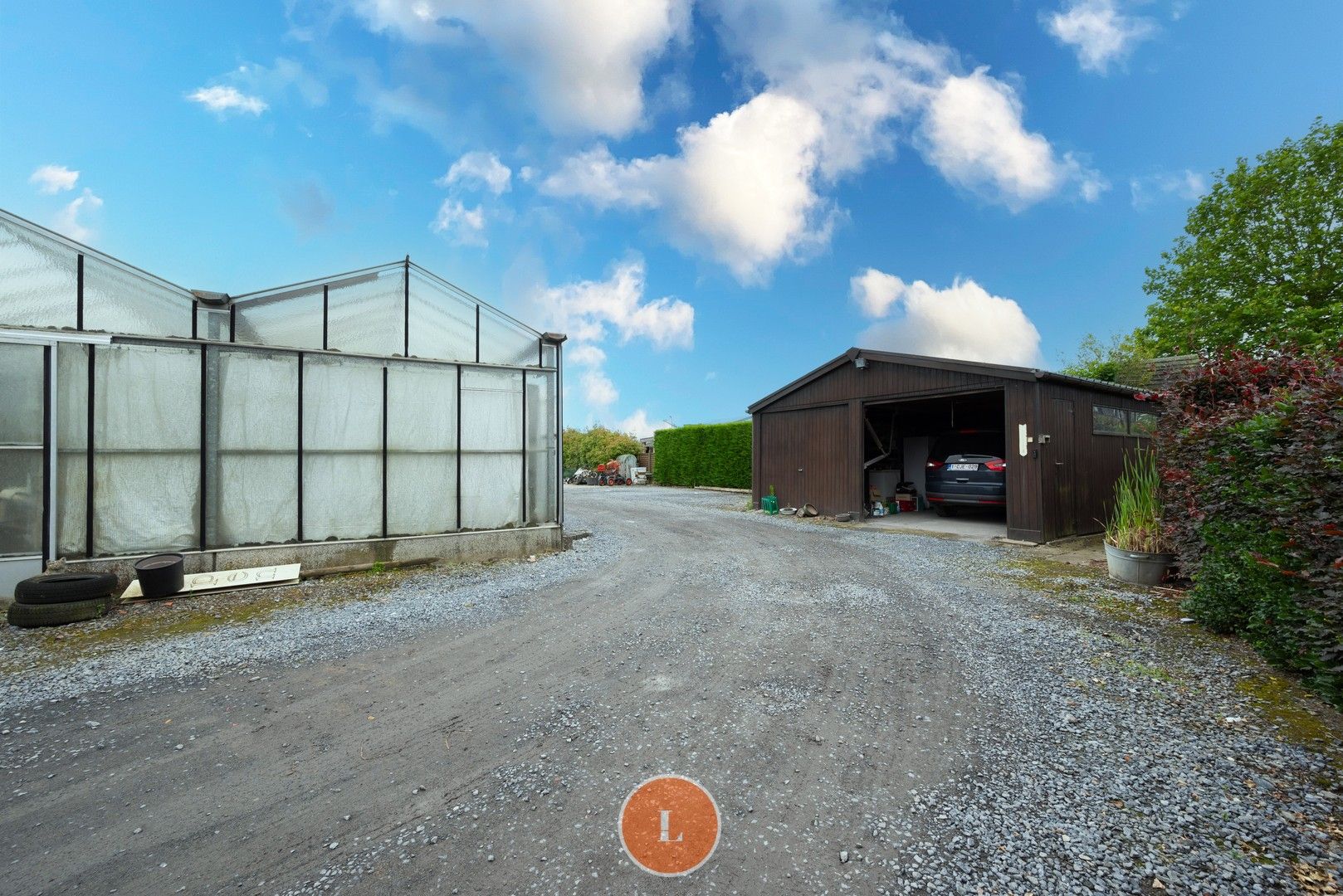 Loods van  360m² op 5513m² grond in industriegebied foto 16