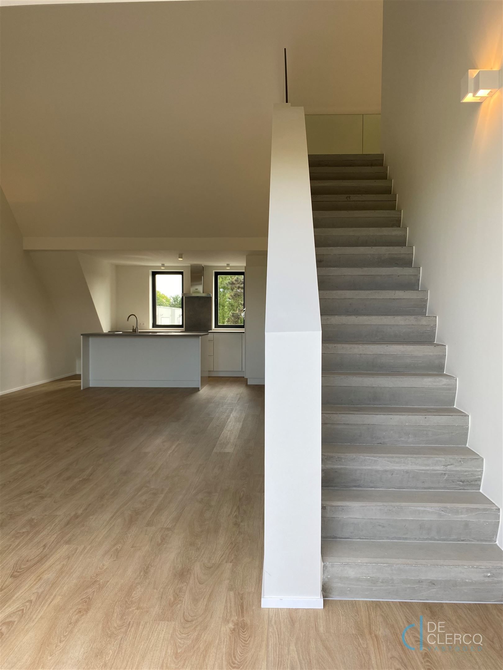 Prachtig duplex appartement TE HUUR op toplocatie in Lochristi! foto 8