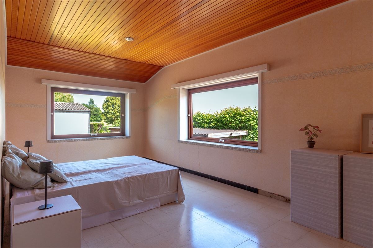 Ruime woning in doodlopende straat  foto 8