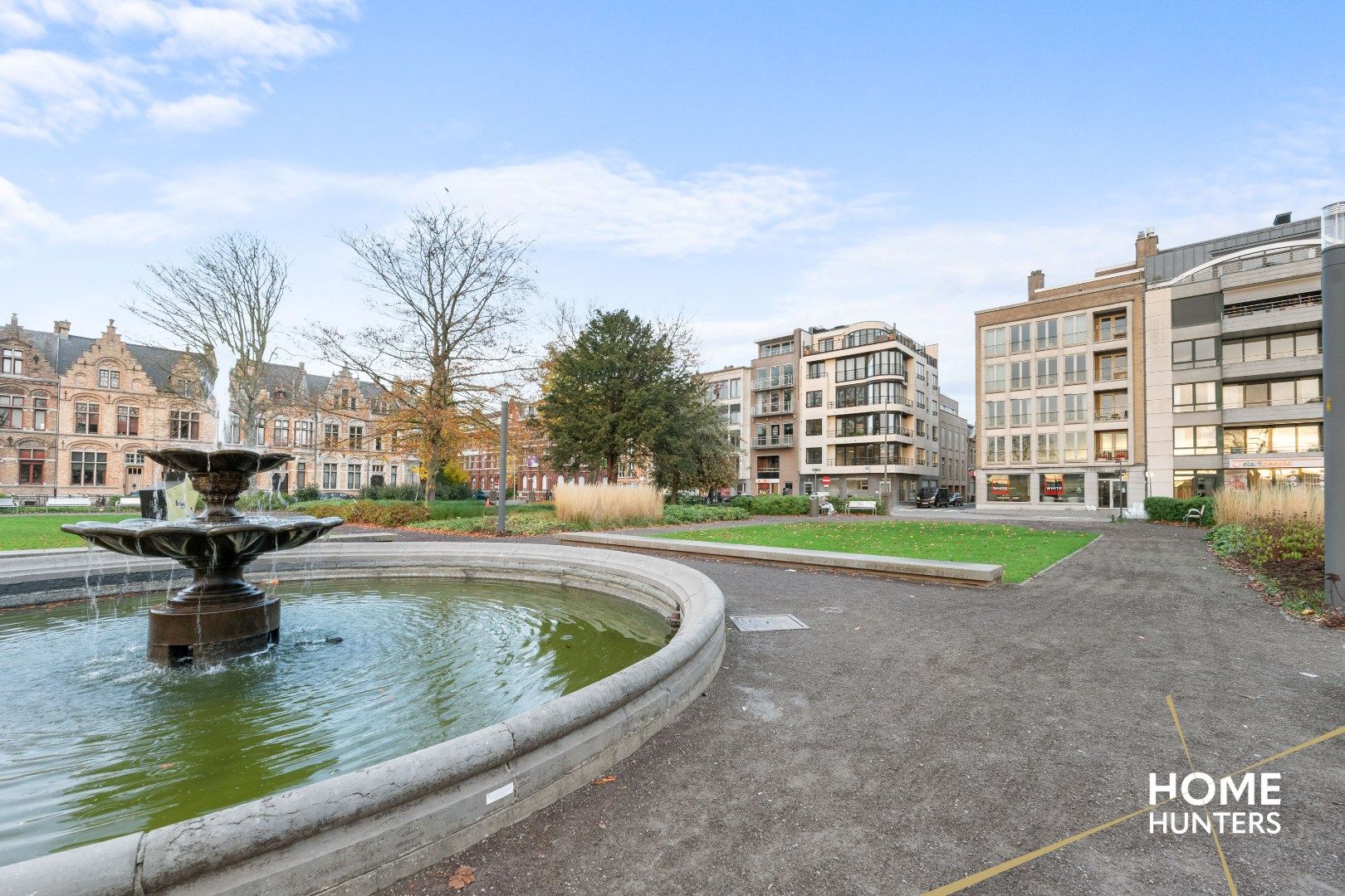 Kantoorruimte bestaande uit twee verdiepingen op het Colaertplein te Ieper foto 18