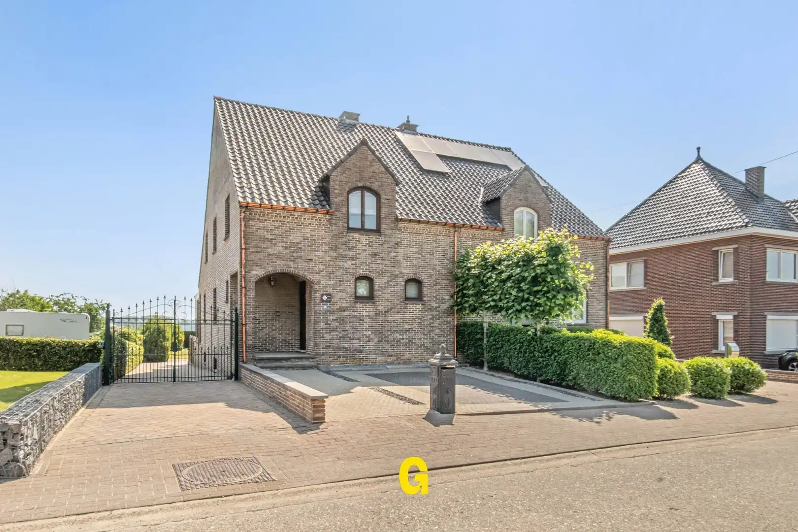 Degelijk gebouwde halfvrijstaande woning met tuin op 7a 68ca, met blijvend zicht op achterliggend groen foto 5