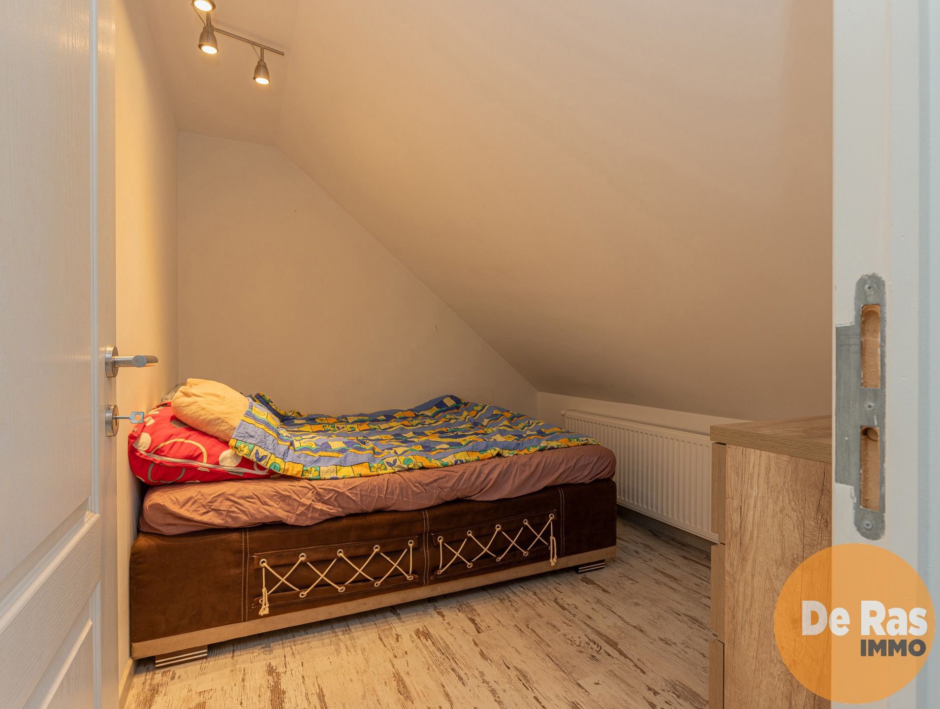 ERPE MERE Charmante woning met tuin en garage aan stadsrand foto 16