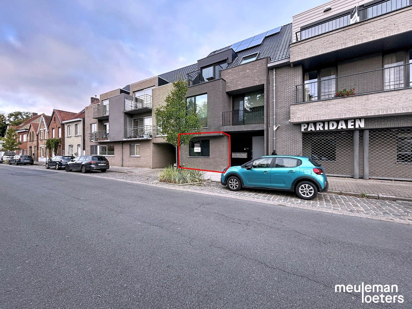 Recent appartement met topafwerking foto {{pictureIndex}}