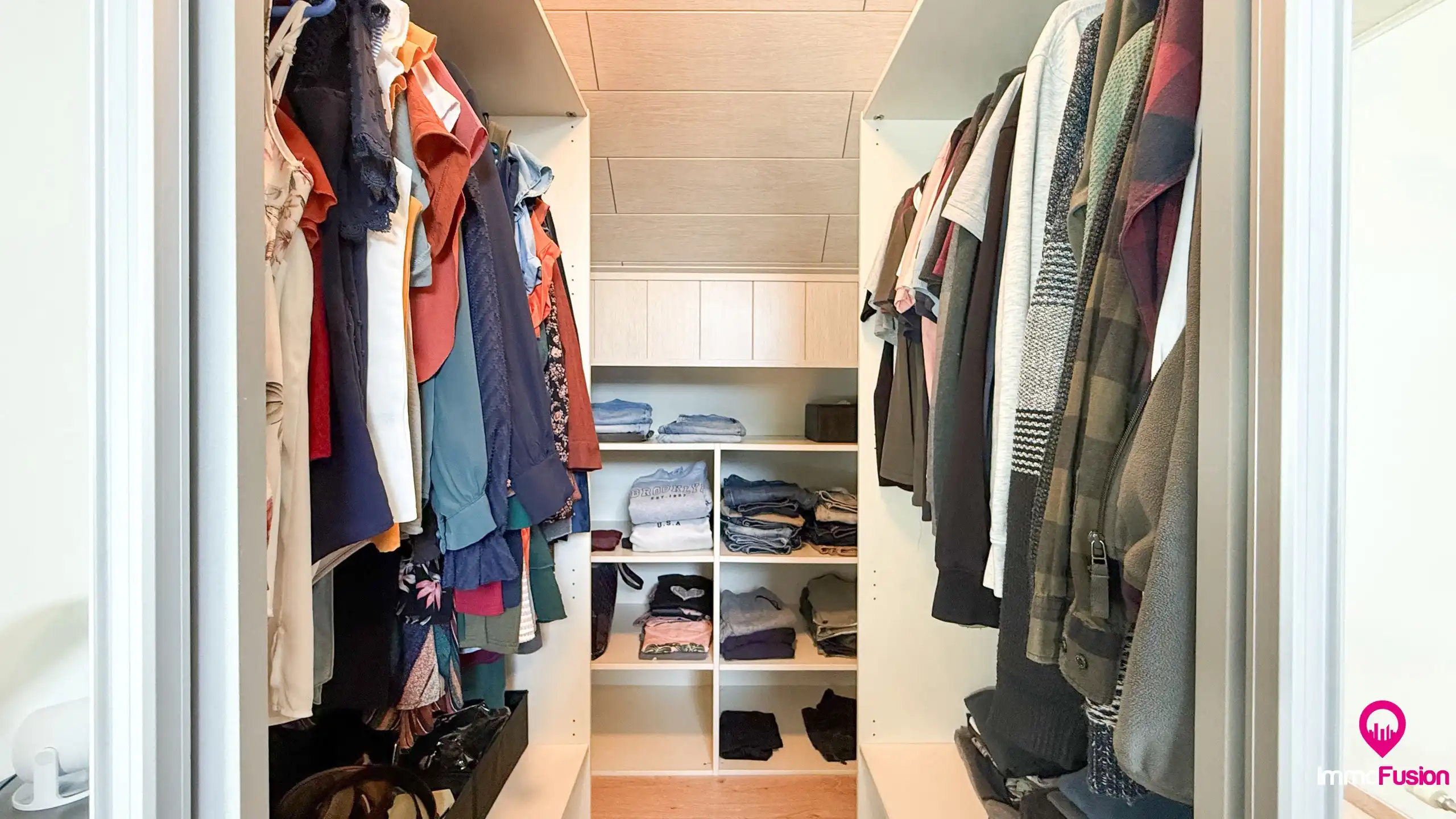 Charmante woning met 5 slaapkamers op een ruim perceel! foto 43
