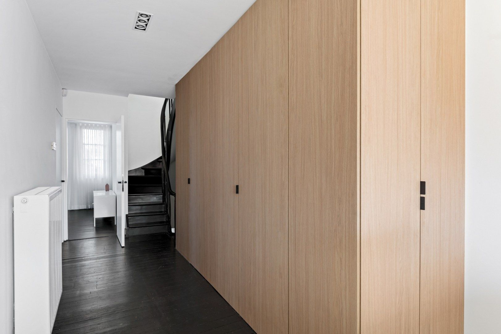 Volledig gerenoveerde woning van 197 m² met 2 à 3 slaapkamers te Wilrijk! foto 14