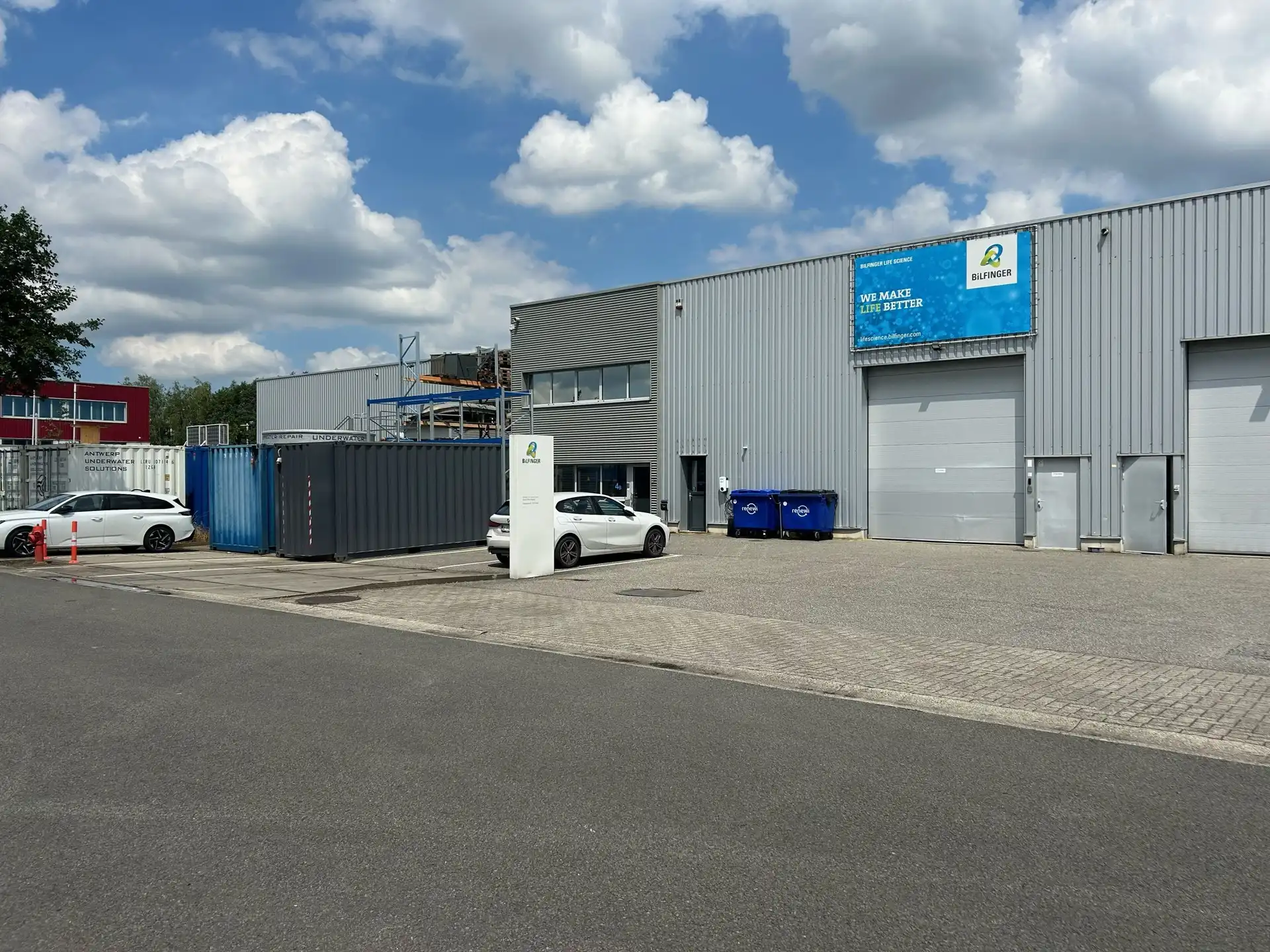 TE HUUR: KMO-GEBOUW TEMSE foto {{pictureIndex}}