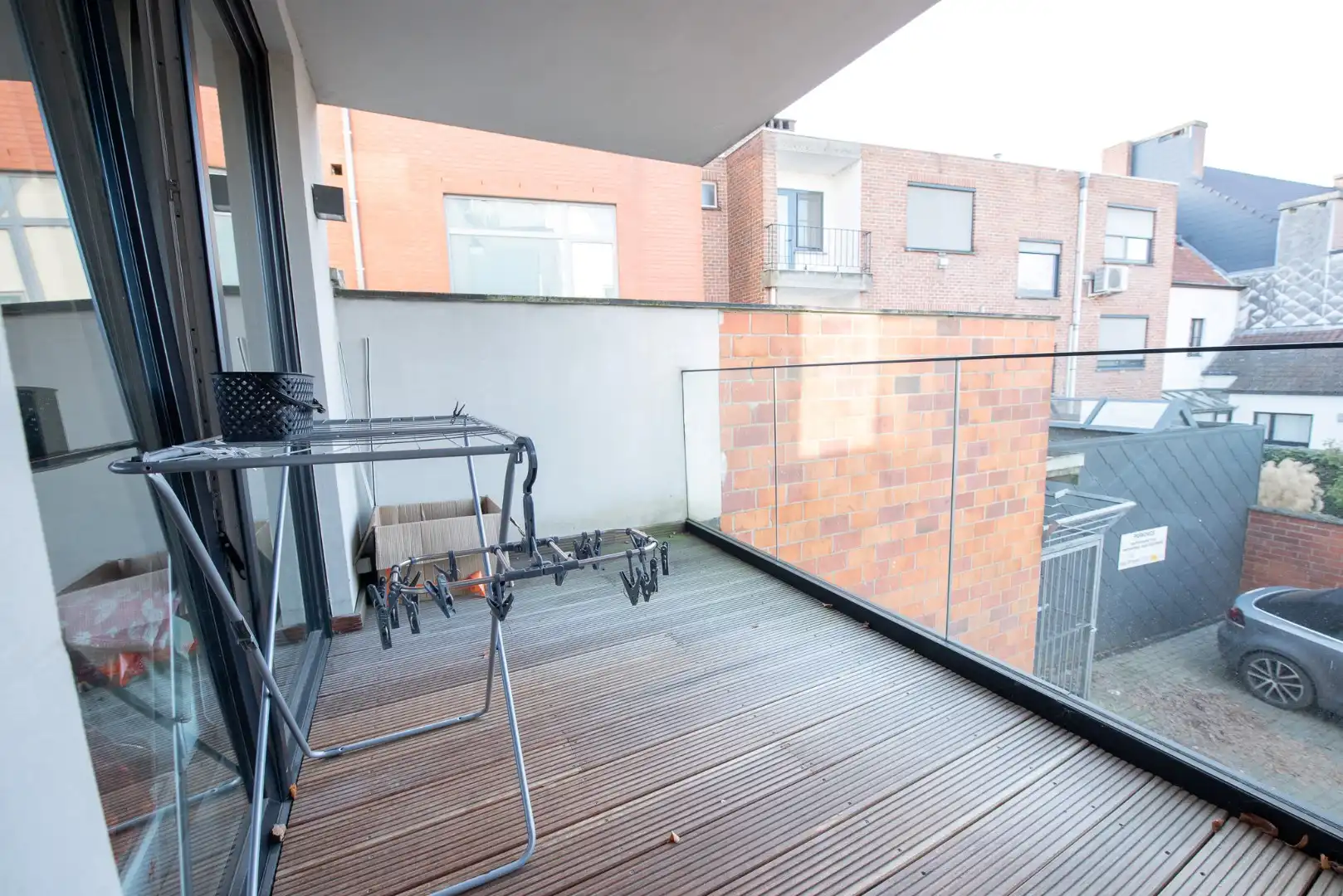 Recent instapklaar en lichtrijk appartement te huur in centrum Waregem foto 12