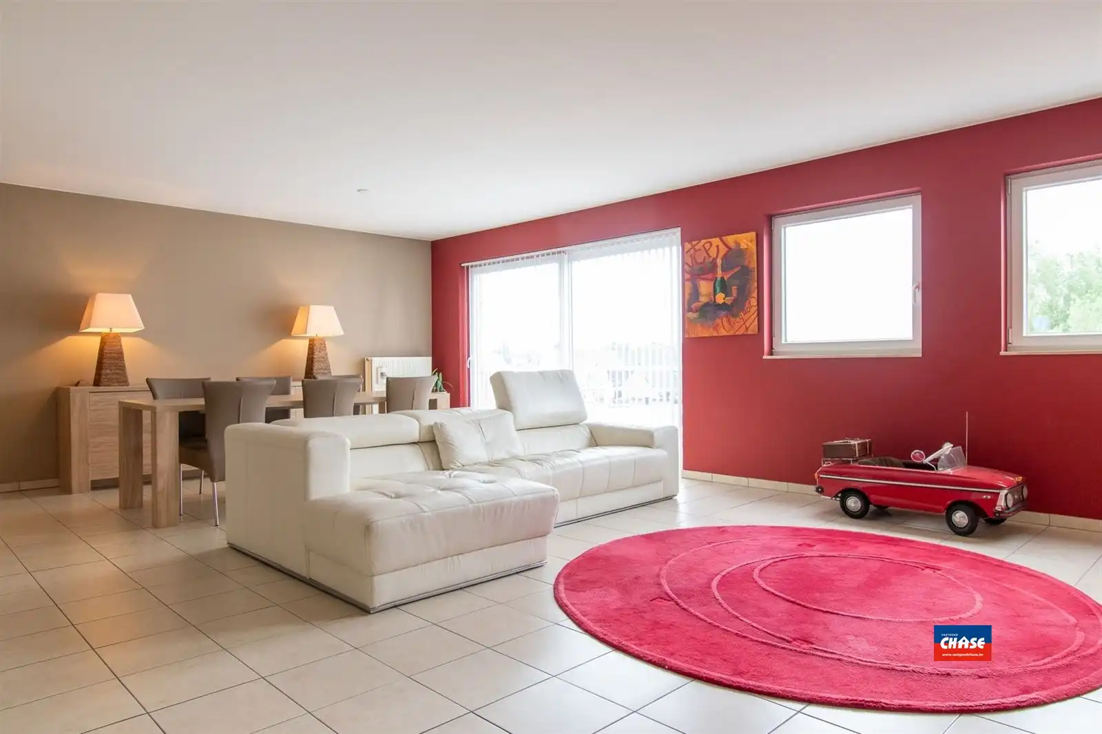 Ruim appartement met 2 slpks + P  foto 3