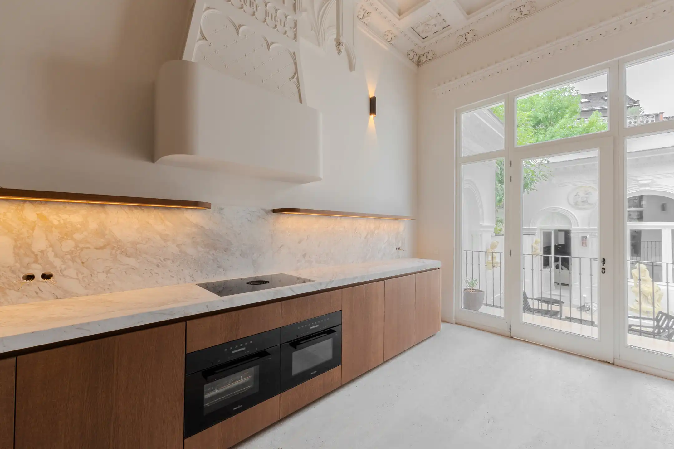ANTWERPEN-ZUID - imposant neoclassicistisch herenhuis foto 6
