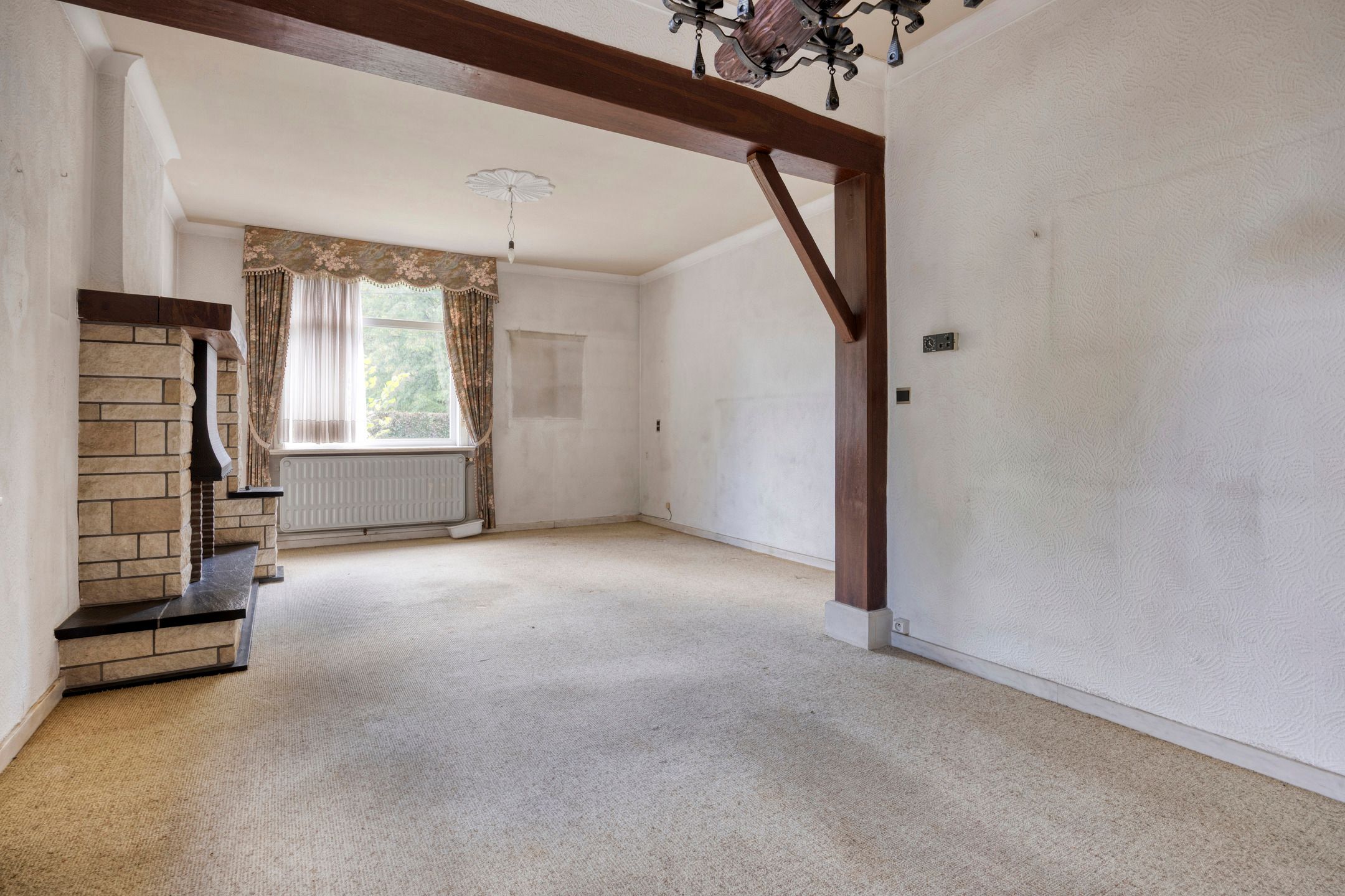 Te renoveren hoeve met weide op 72are foto 2