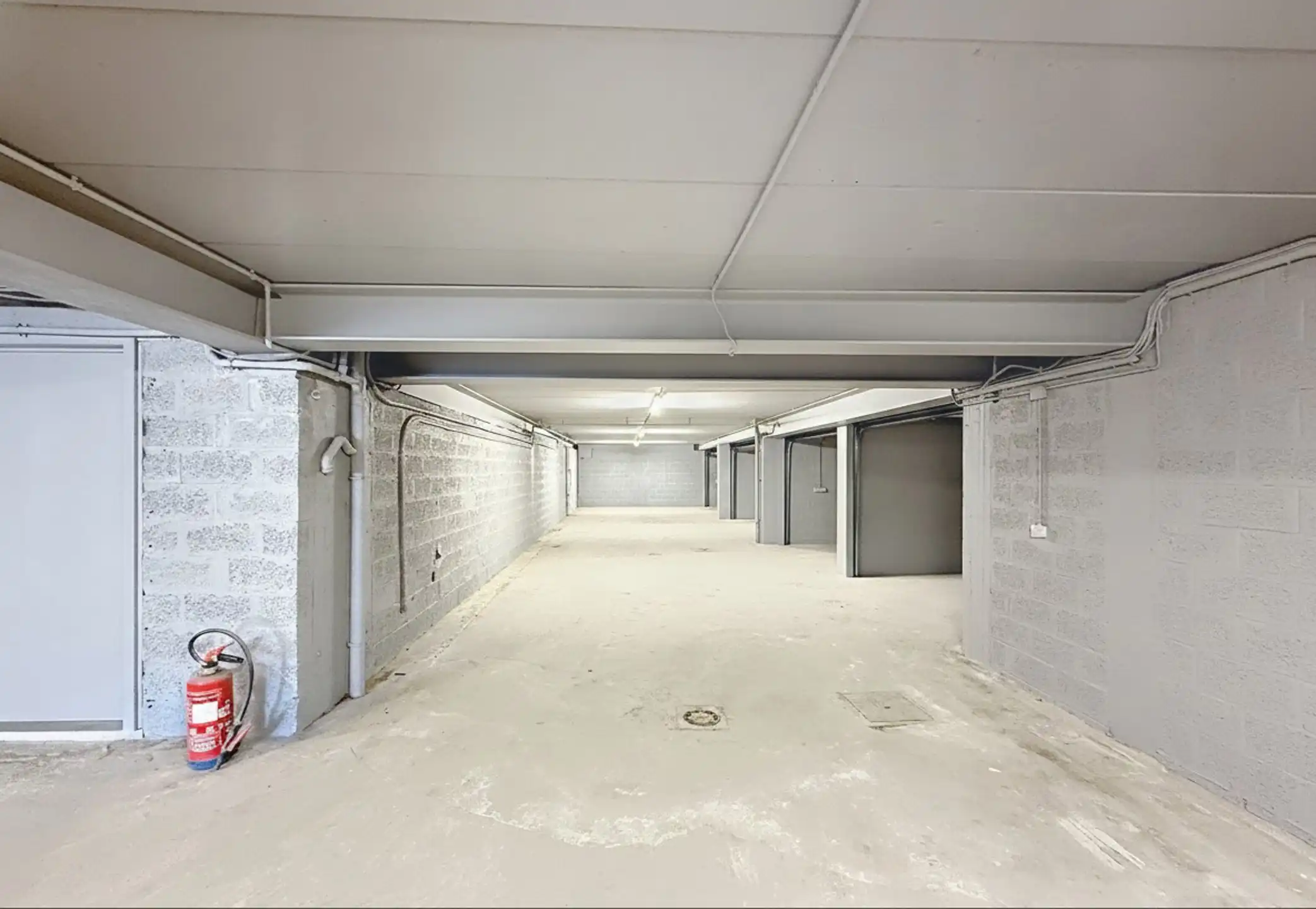 Parkeerplaats te huur foto 3