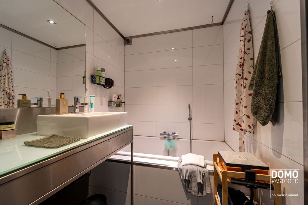 MODERN, ENERGIEZUINIG APPARTEMENT MET GARAGE TE HASSELT, VLAKBIJ E314 foto 10