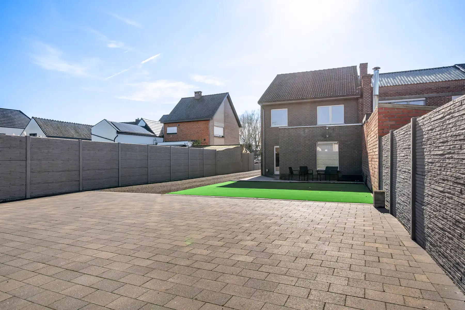 Instapklare ruime woning met garage te Berlare foto 15