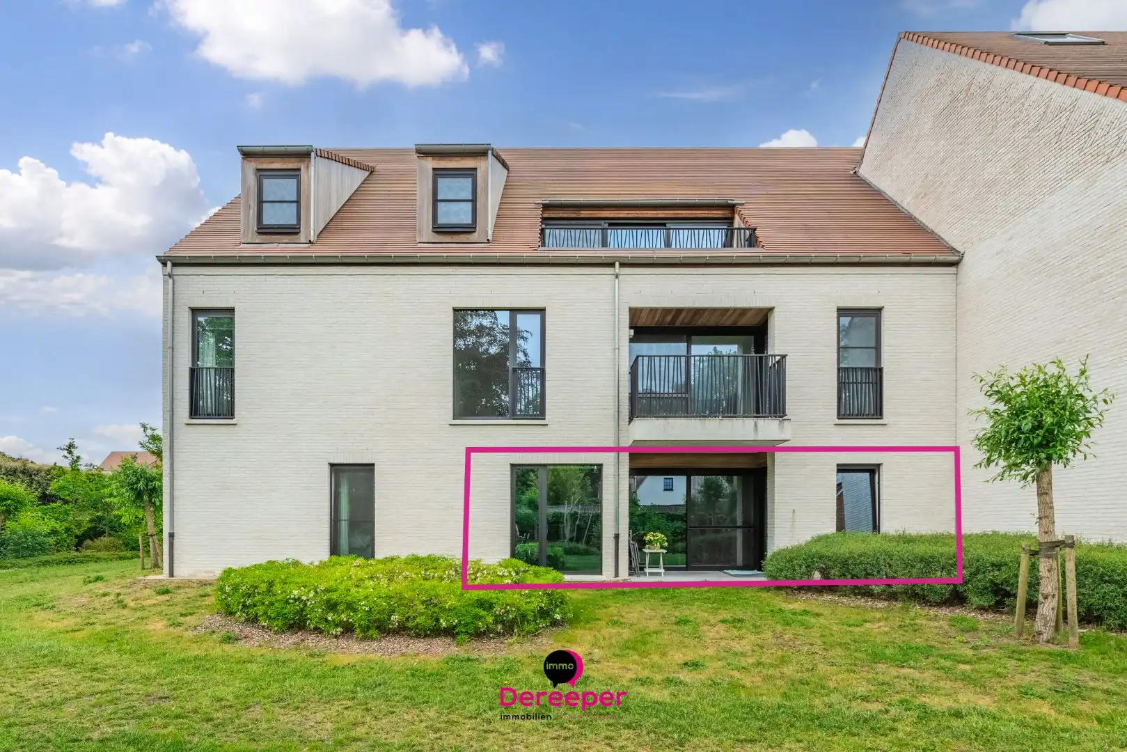 Zorgeloos wonen in stijl: instapklare serviceflat in Residentie Stuyvenberg foto {{pictureIndex}}