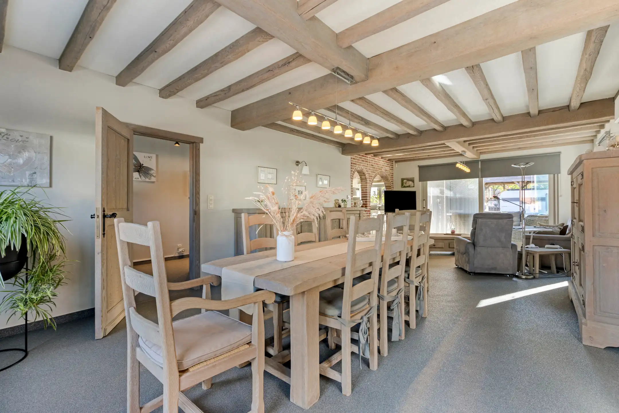 Ruime instapklare woning foto 4