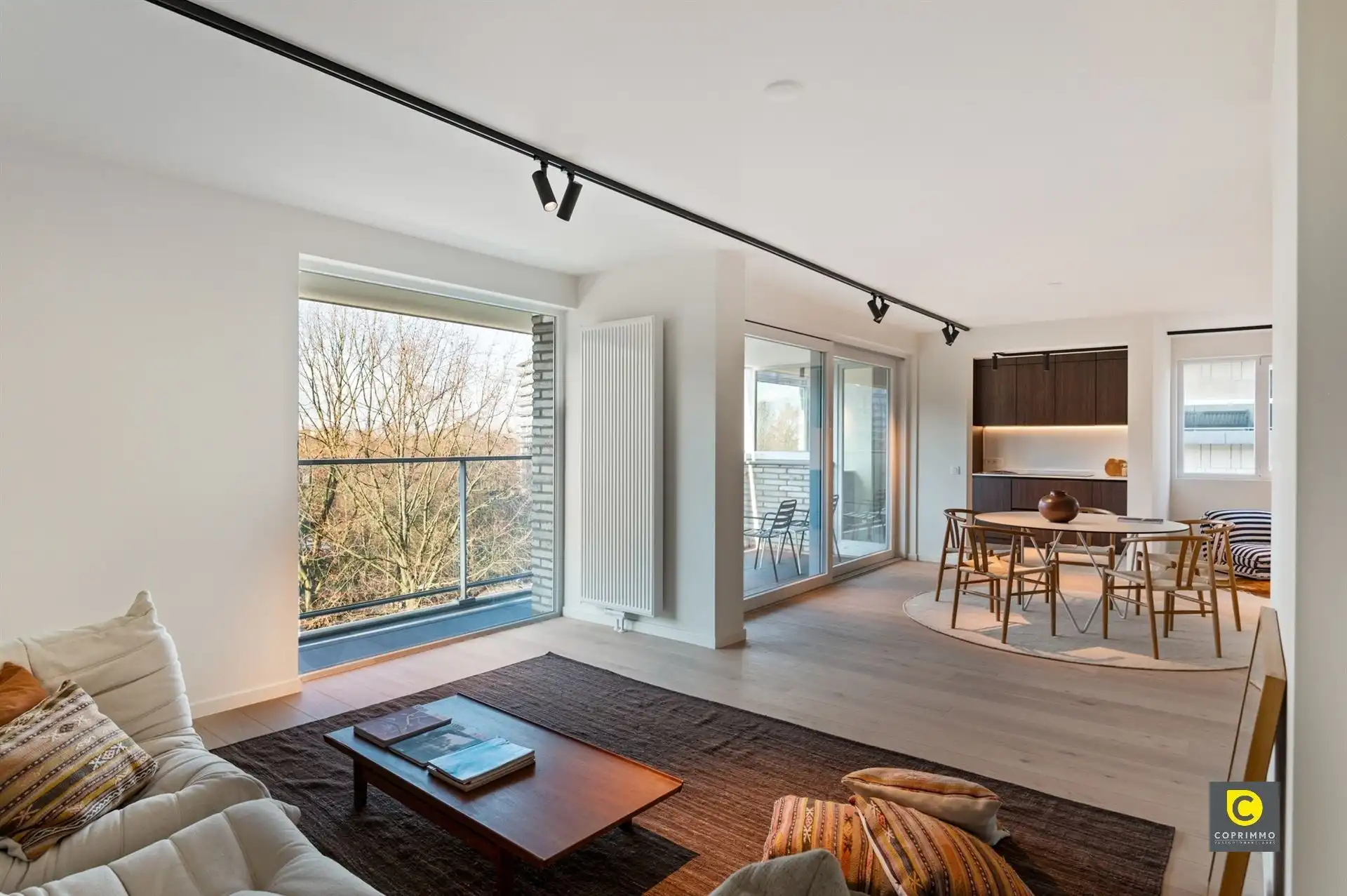 Luxueus gerenoveerd hoek-app foto 4