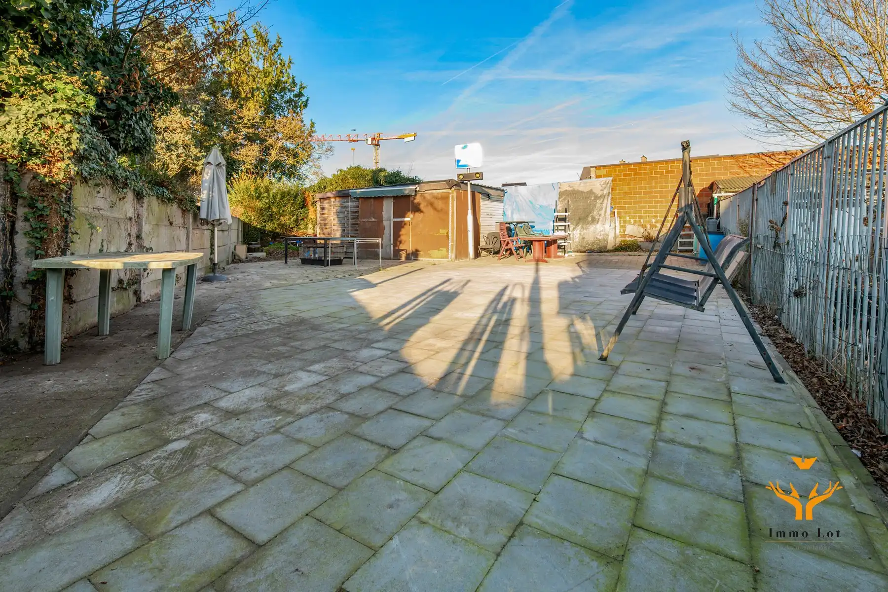 Hoofdfoto van de publicatie: Ruime gezinswoning met tuin op topligging nabij het centrum