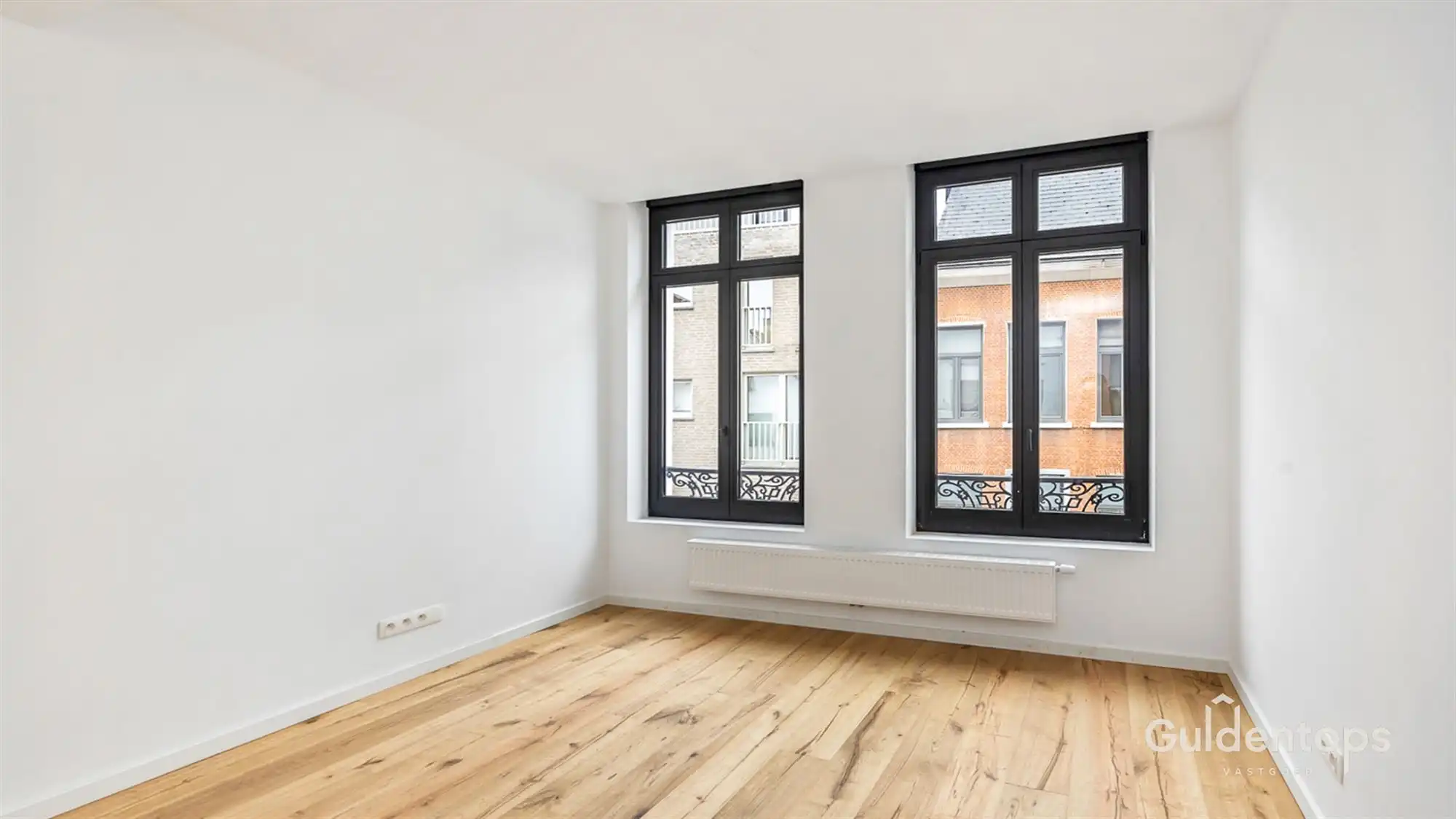 Knap volledig vernieuwd appartement met zalig terras foto 3