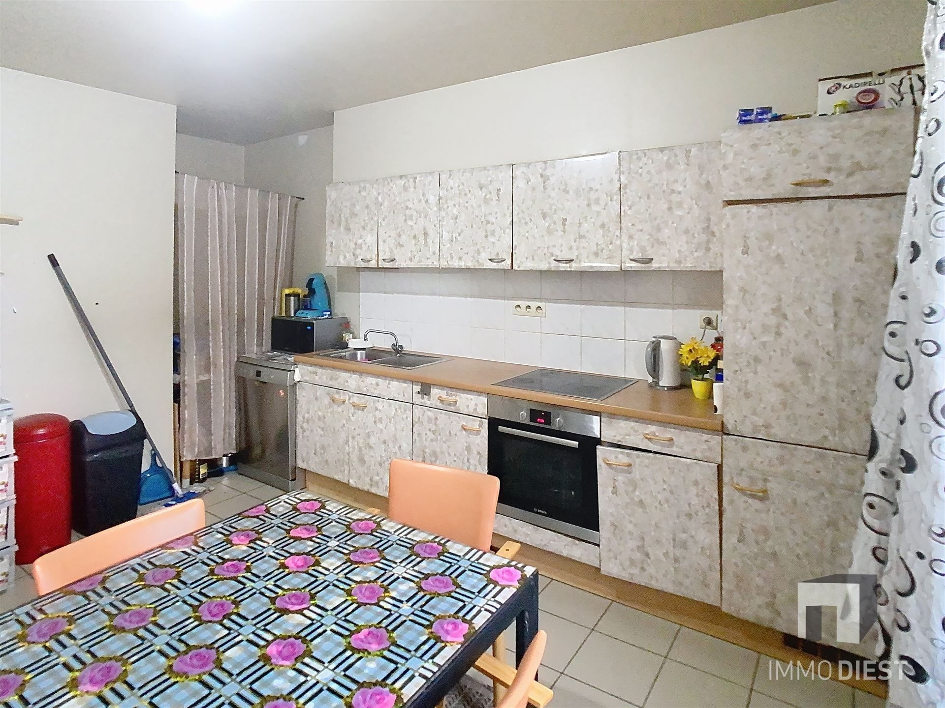 Fraaie bel-étage woning met garage in de stadsrand foto 19