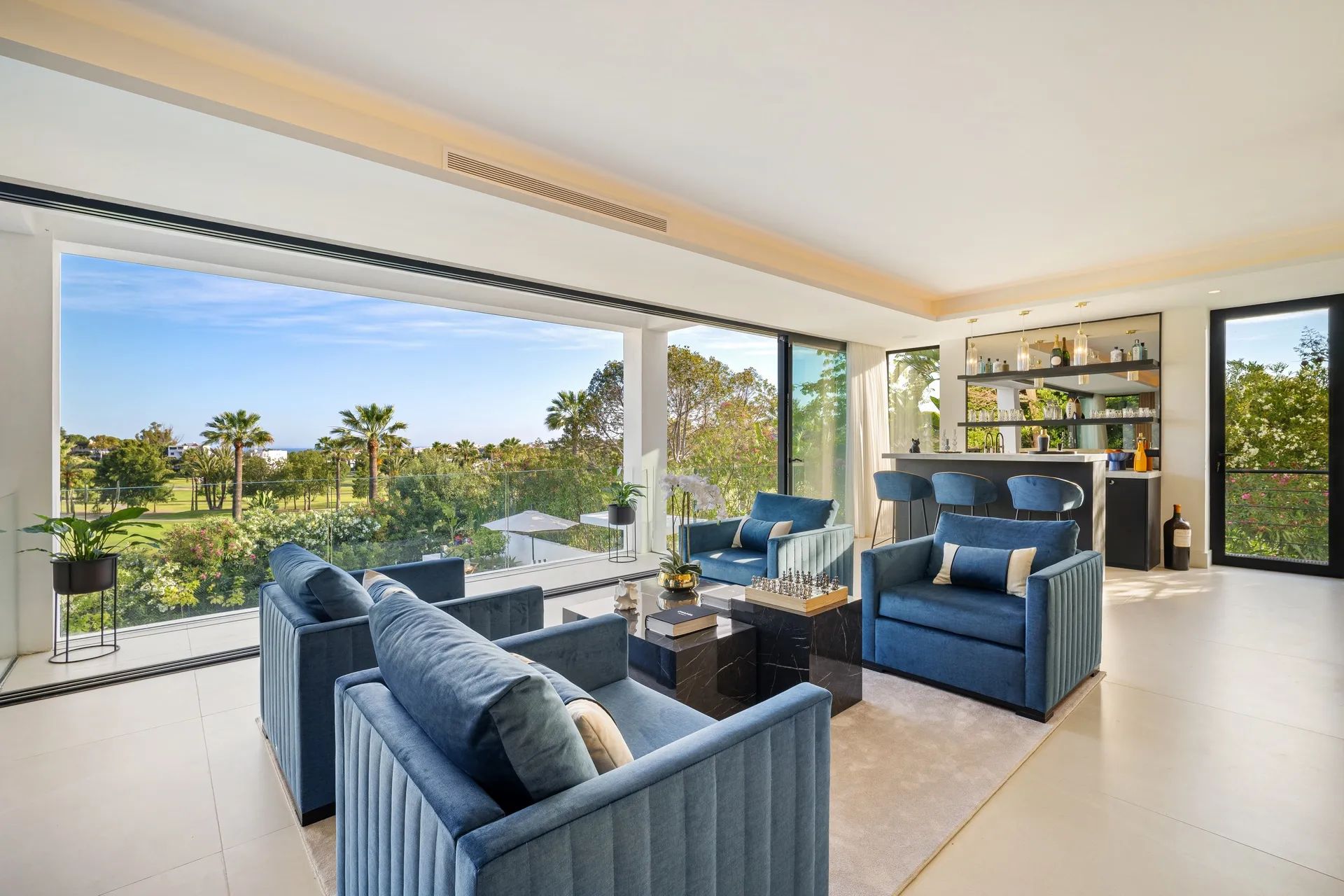 Architecturale pracht aan de golf – ultieme luxe in Marbella foto 5