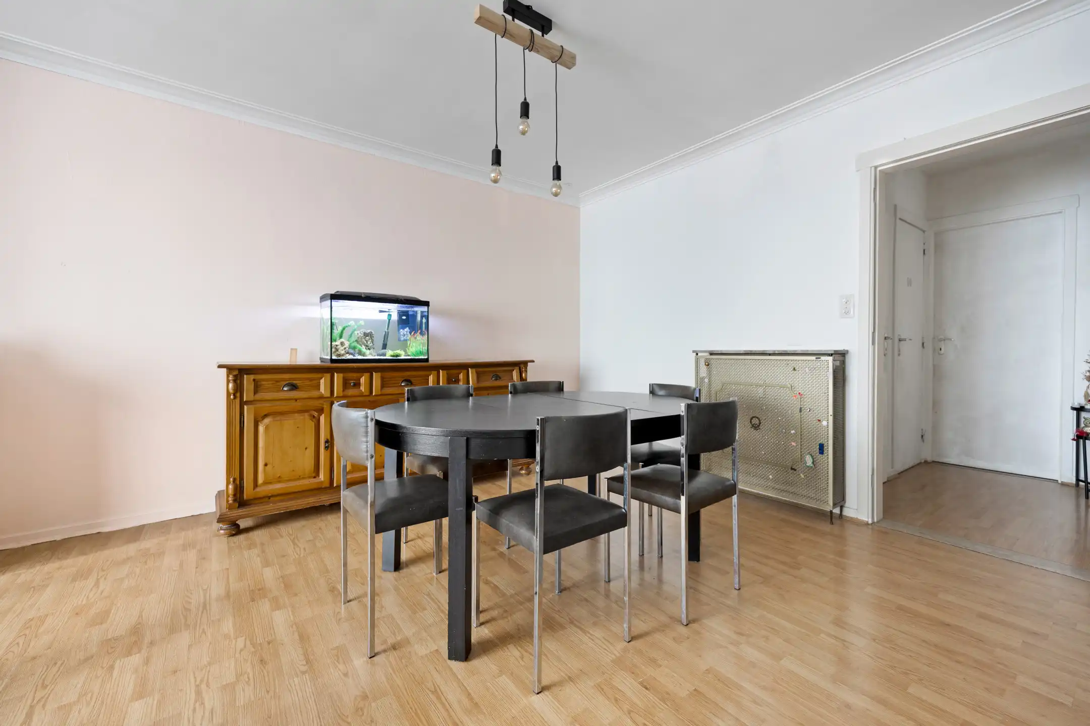 goed gelegen appartement met 2 slaapkamers, terras en garage foto 4