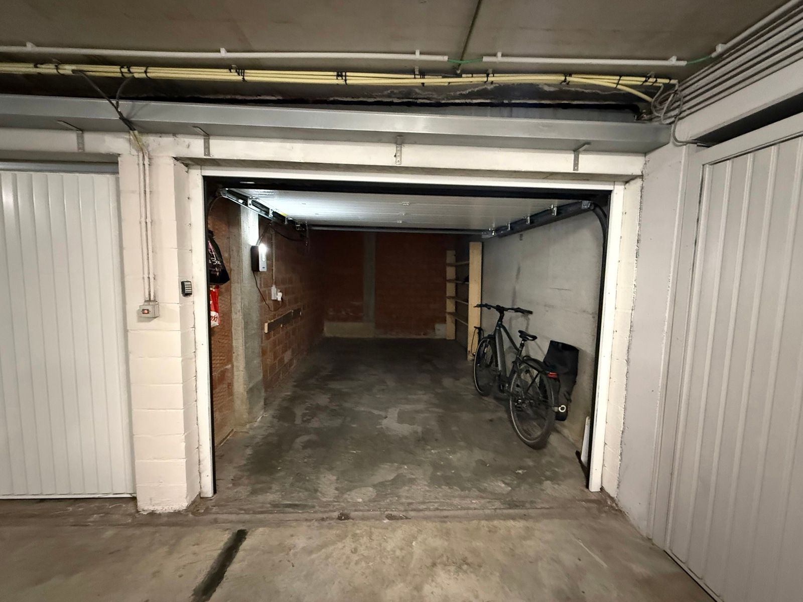 Appartement in het centrum van Tielt met prachtig zicht op het park nabij scholen en openbaar vervoer.    foto 17