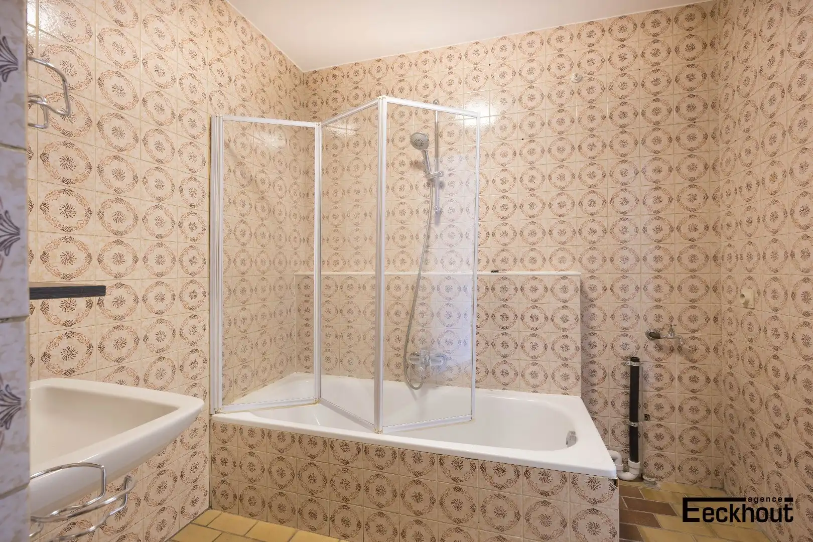 Lichtrijk appartement van 101m² op gunstige ligging te Oostende! foto 12