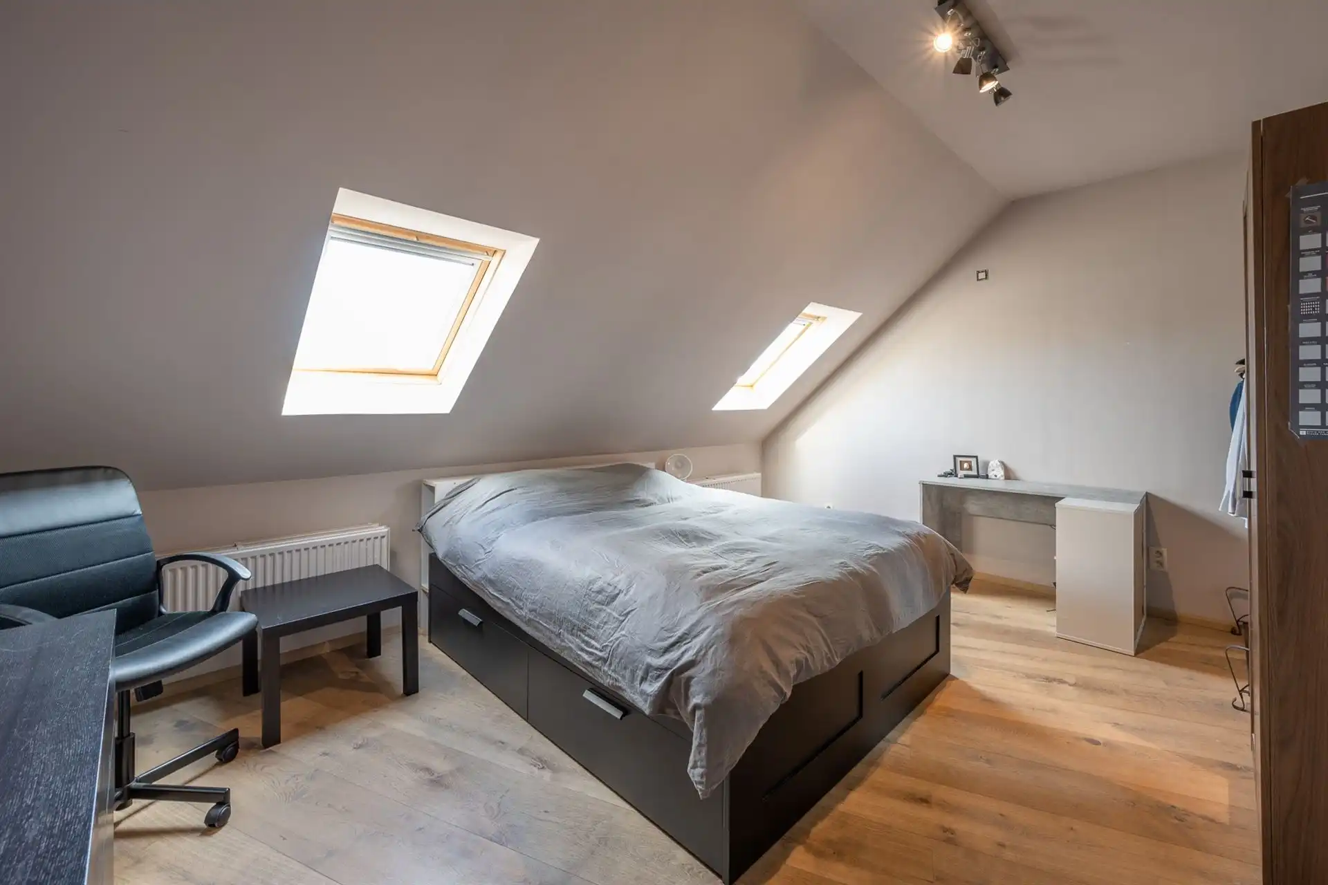 Stijlvol appartement met Moderne open Keuken nabij de Jachthaven van Blankenberge foto 8