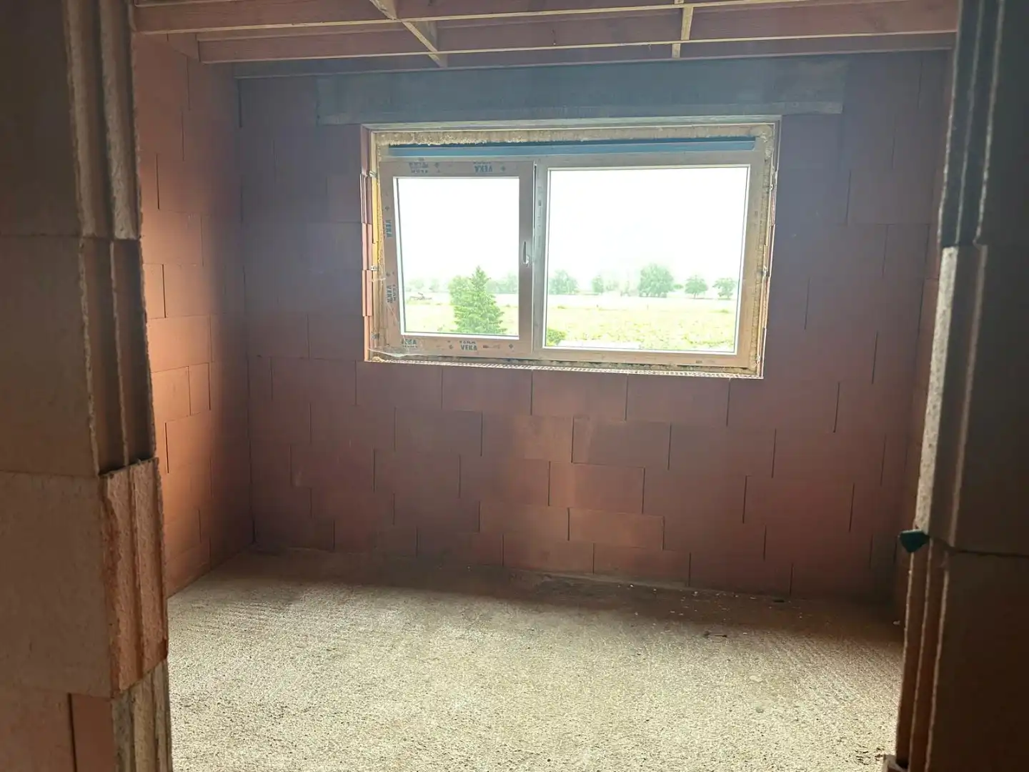 HOB casco woning, kan afgewerkt aangekocht worden.  foto 15