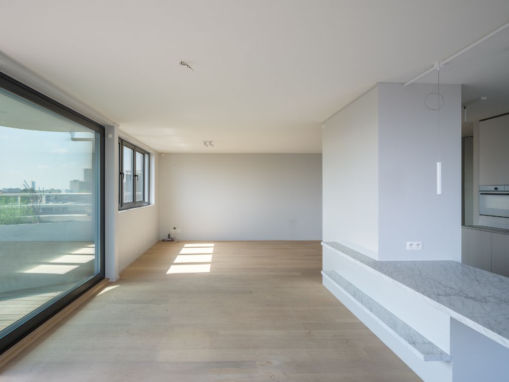 Luxueus en lichtrijk 2-slaapkamer appartement met ruim terras foto 5