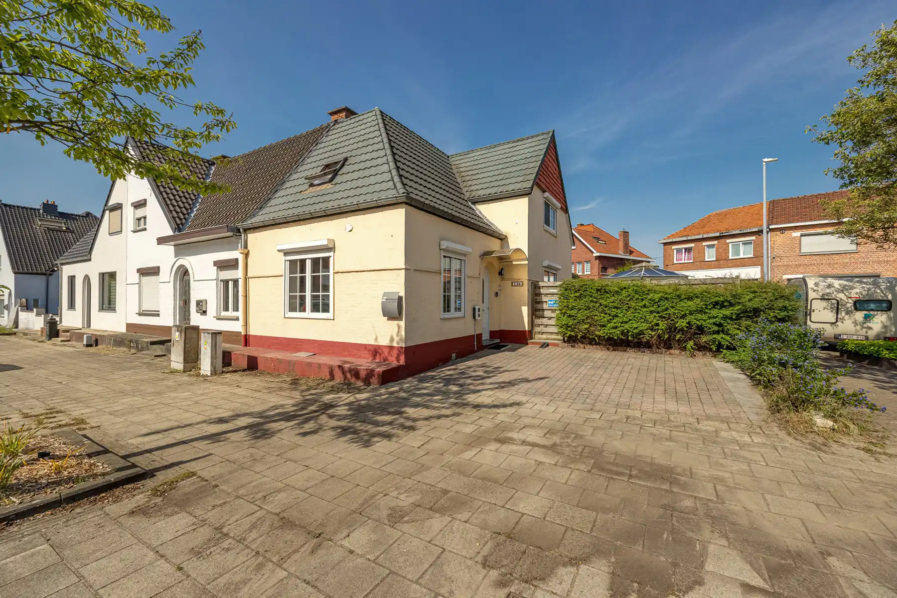 Hoofdfoto van de publicatie: Huis te koop
