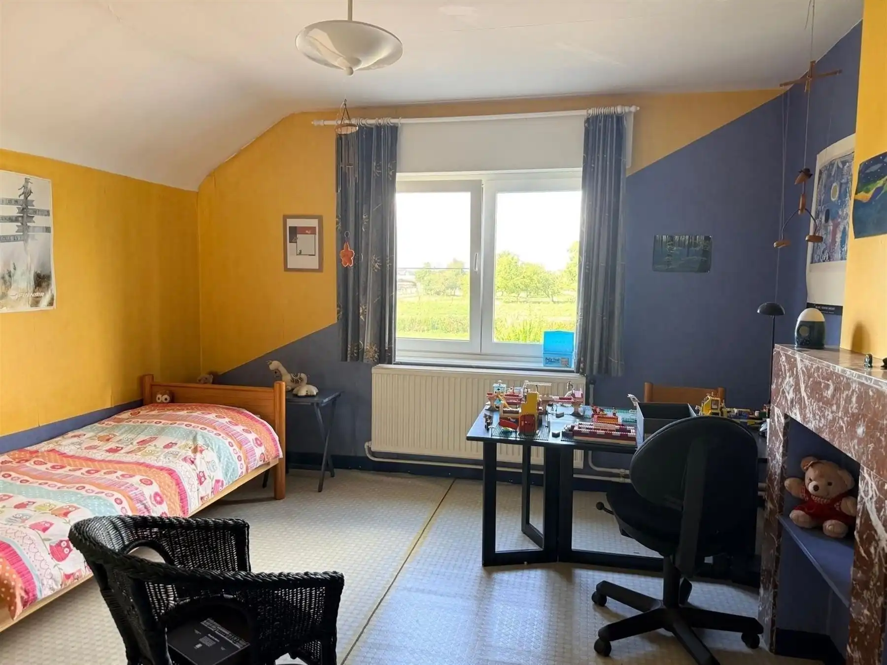 3-GEVEL WONING MET TUIN OP 8 ARE foto 12
