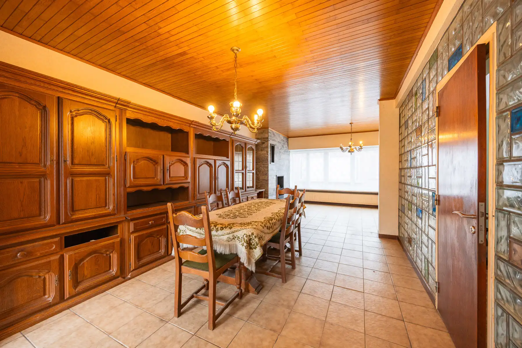 Ruime renovatie bel-etage woning met tuin en garage  foto 6
