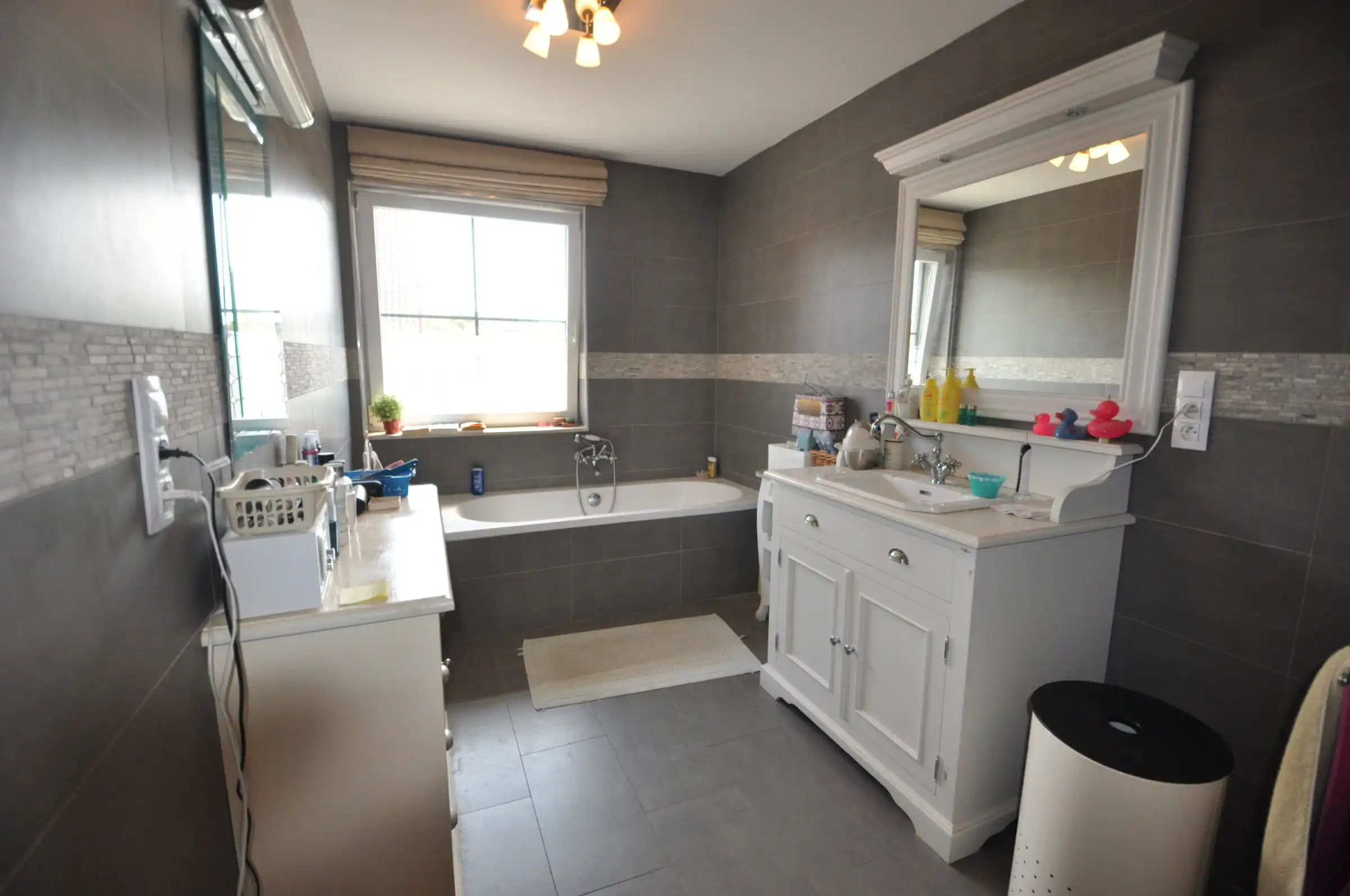 Instapklare  energiezuinige woning in het centrum van Zandvoorde ! foto 11